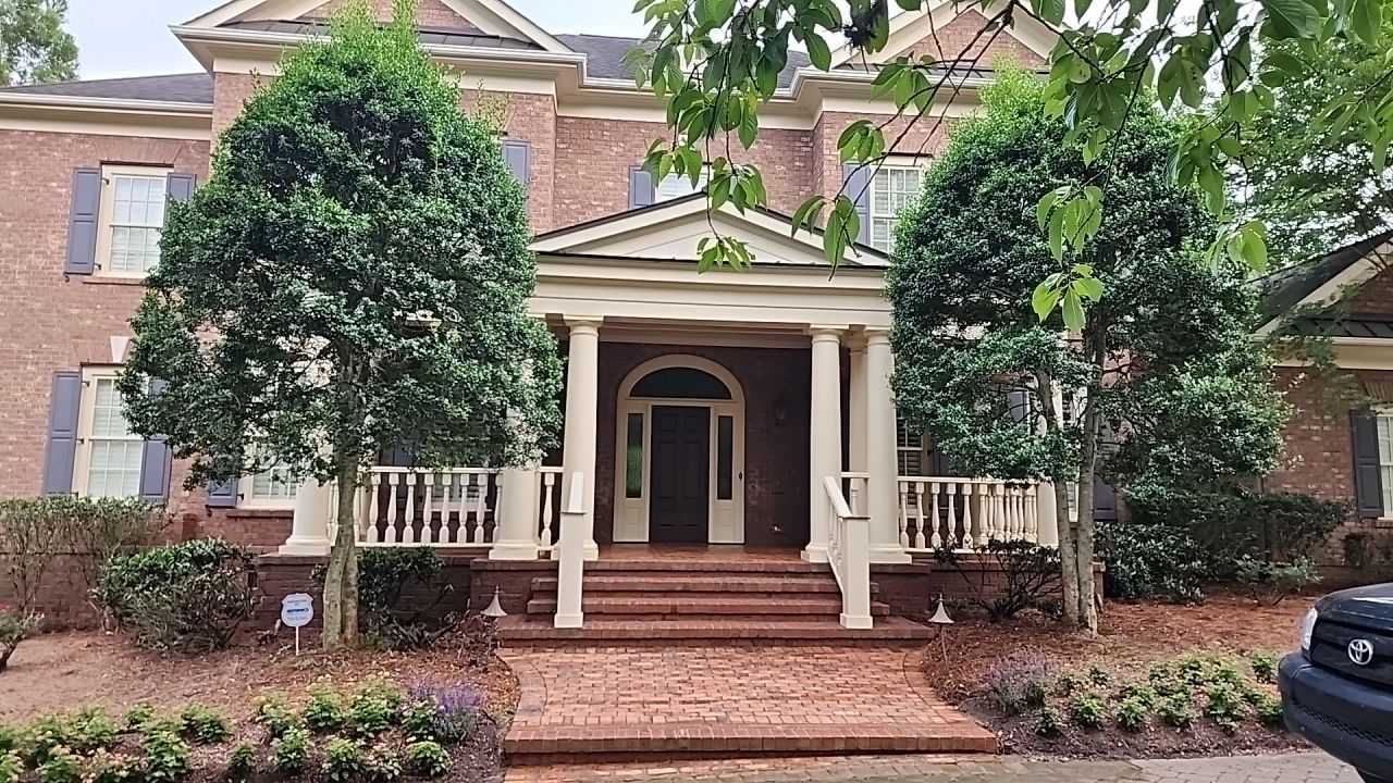 House Wash using cleaner by Power Wash Masters LLC