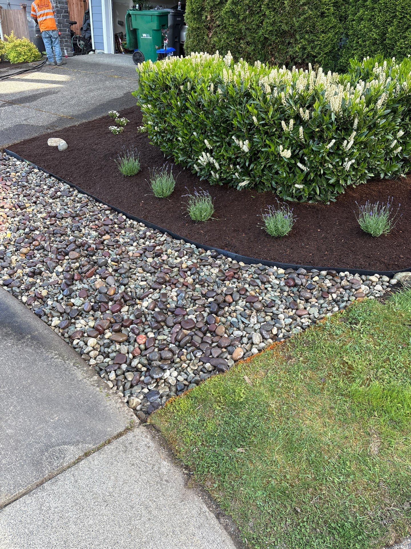Front Yard Landscaping Makeover | Snohomish  by Jireh Asphalt & Concrete Inc 