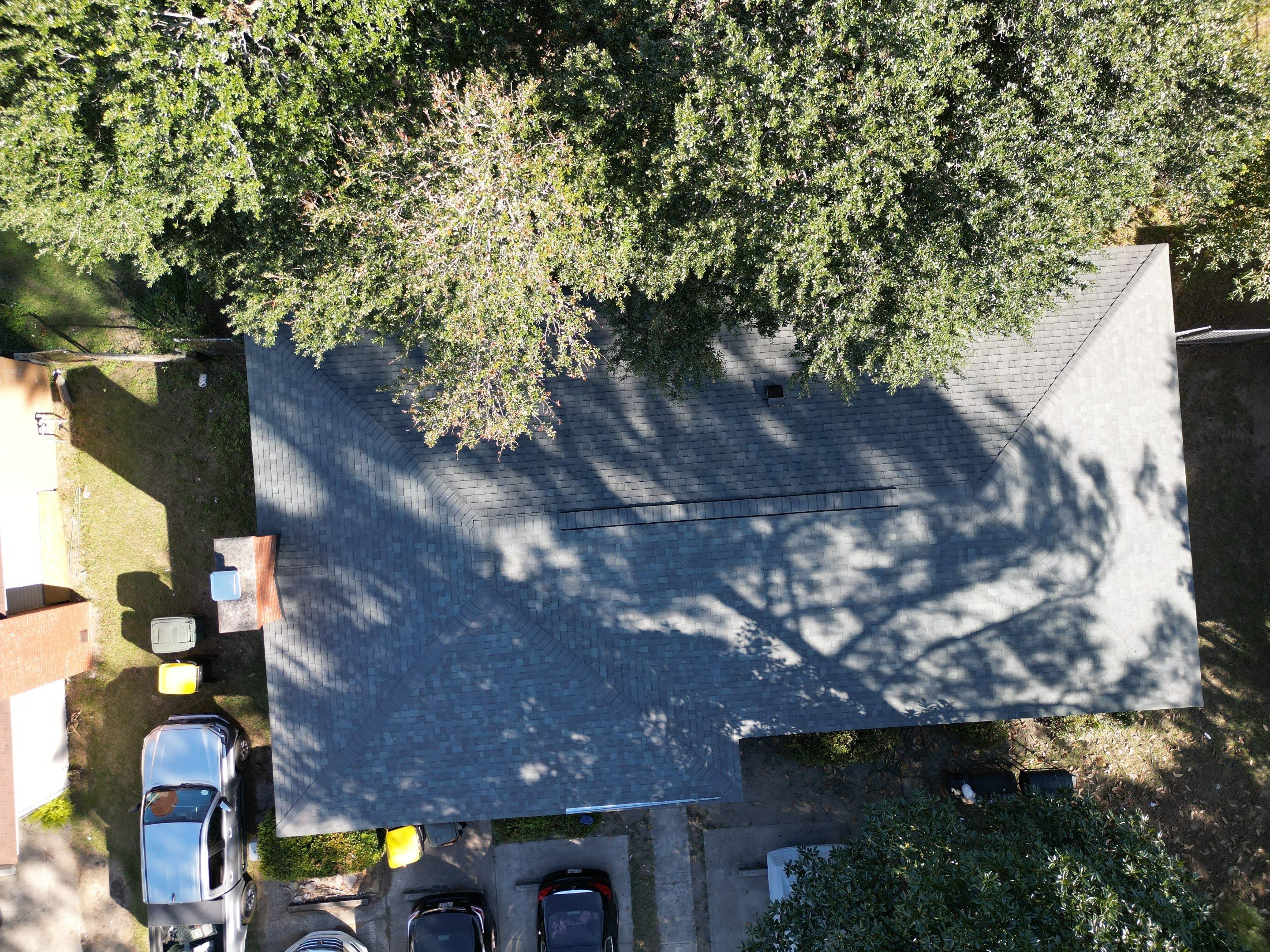 Residential Roofing Installation using Owens Corning Oakridge Estate Grey by Talya Roofing