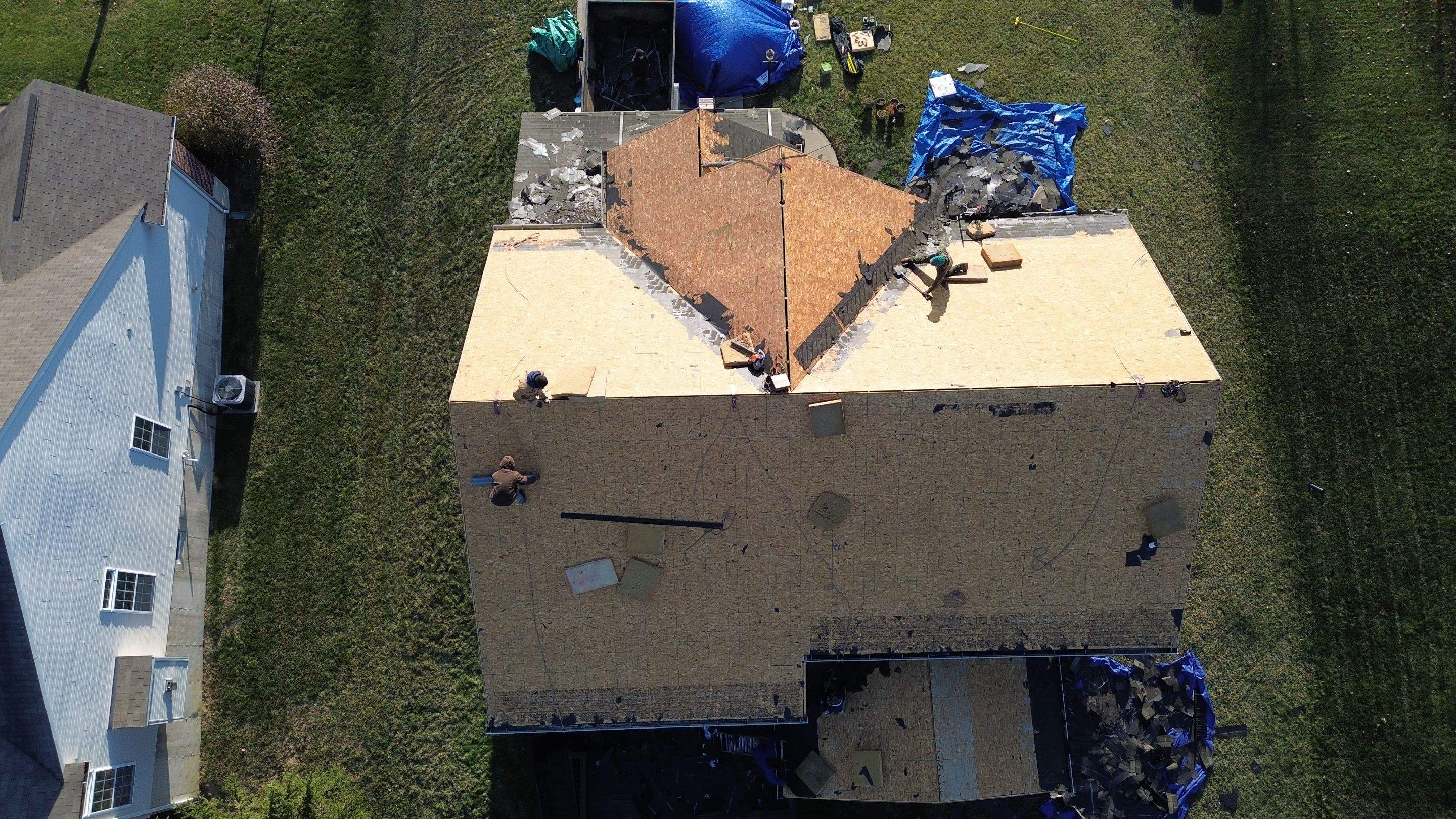 Liberty Township - Pristine Black by Tamlin Roofing