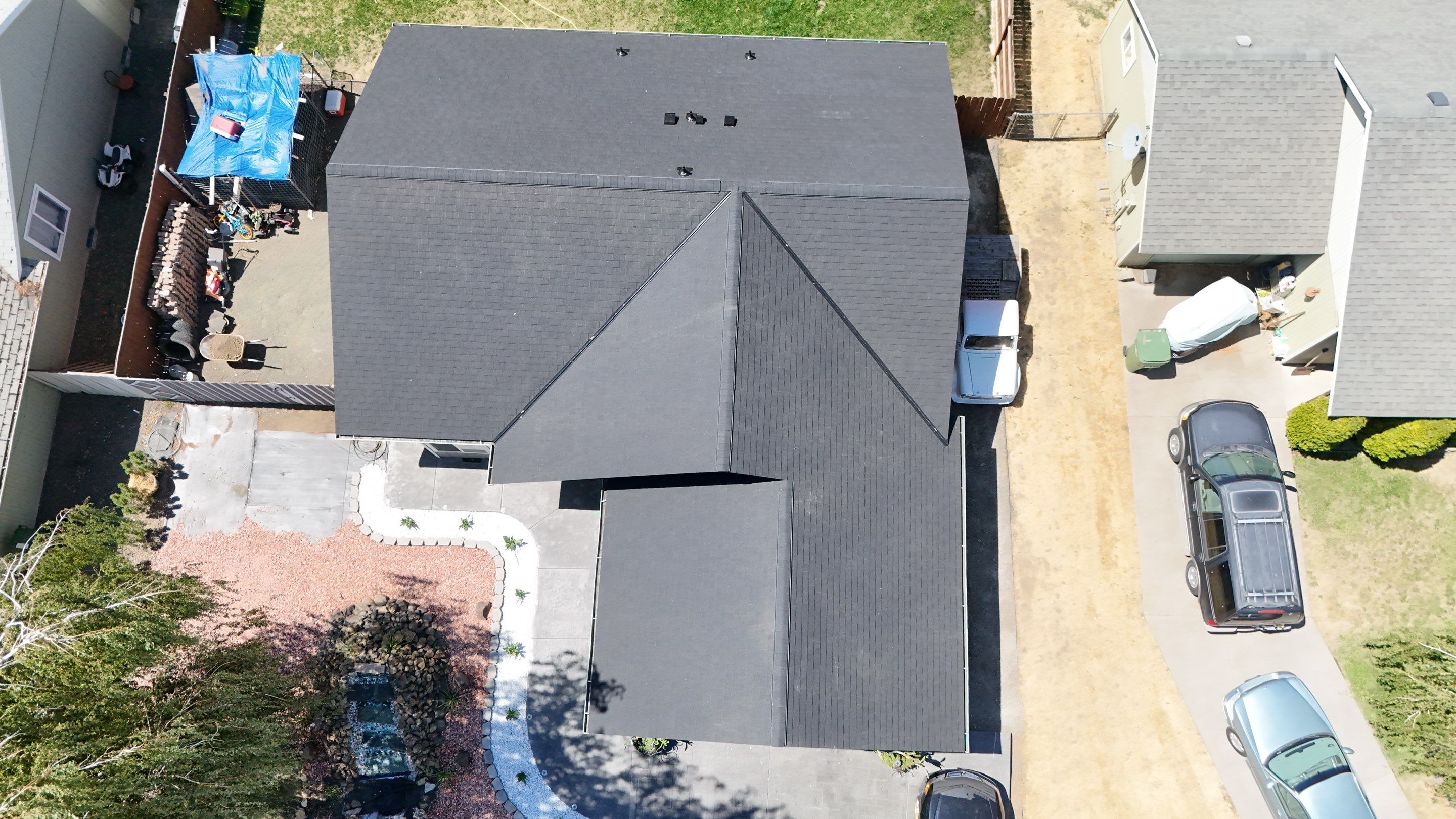 Complete Residential Roof Replacement and Sheathing Repair in Milton-Freewater by Alpine Roofing