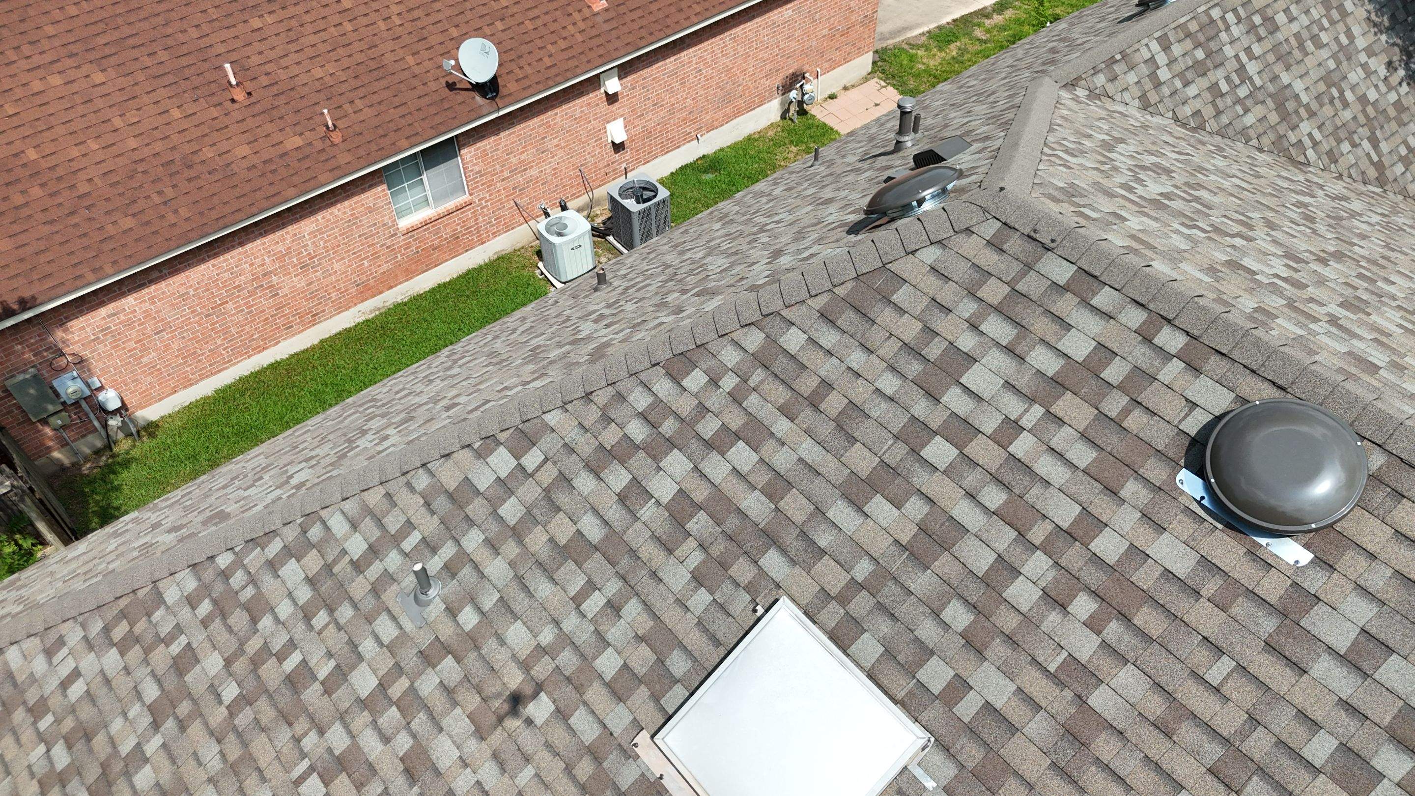 Driftwood - Owens Corning TruDefinition Duration by RoofsOnly.com