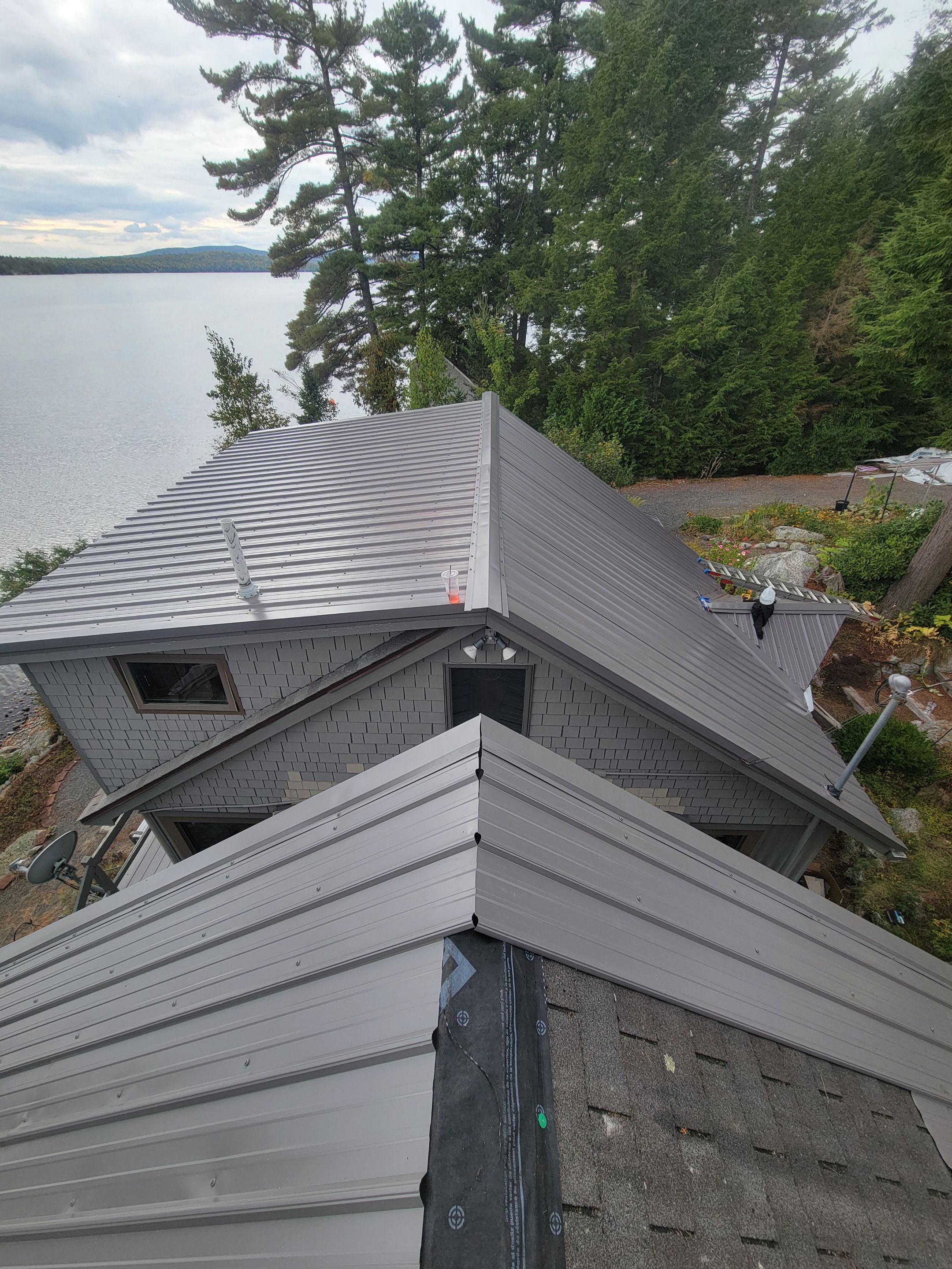New Metal Roof using All Thats Metal 29g Currigated by The B.A.R Roofing