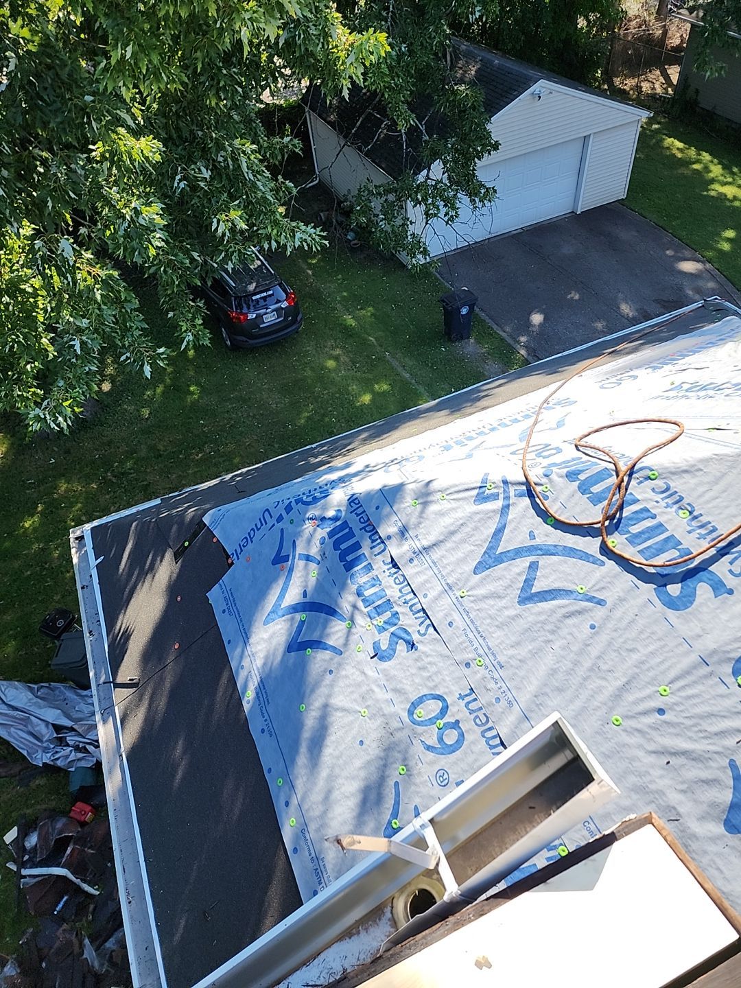 ATLAS PINNACLE COLOR: MAJESTIC SHAKE by Eagle Eye Roofing