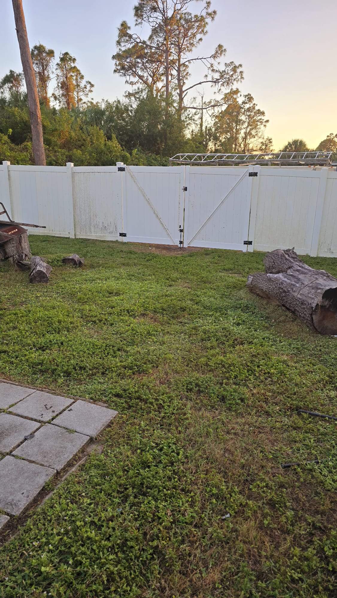White Vinyl Privacy Fence Repair and Gate Installation in North Port by True Fence LLC