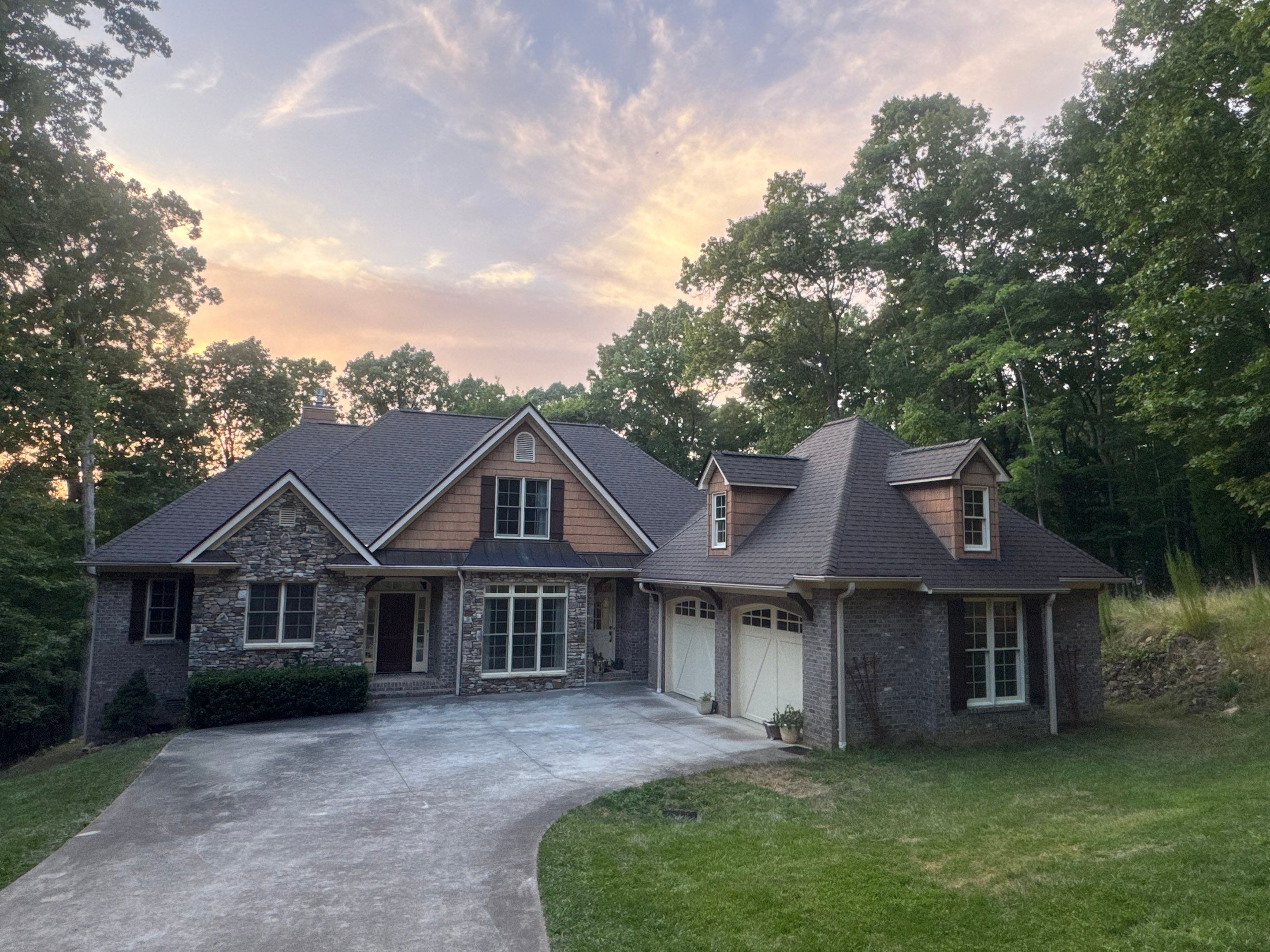 CertainTeed Landmark Heather Blend by Smithrock Roofing