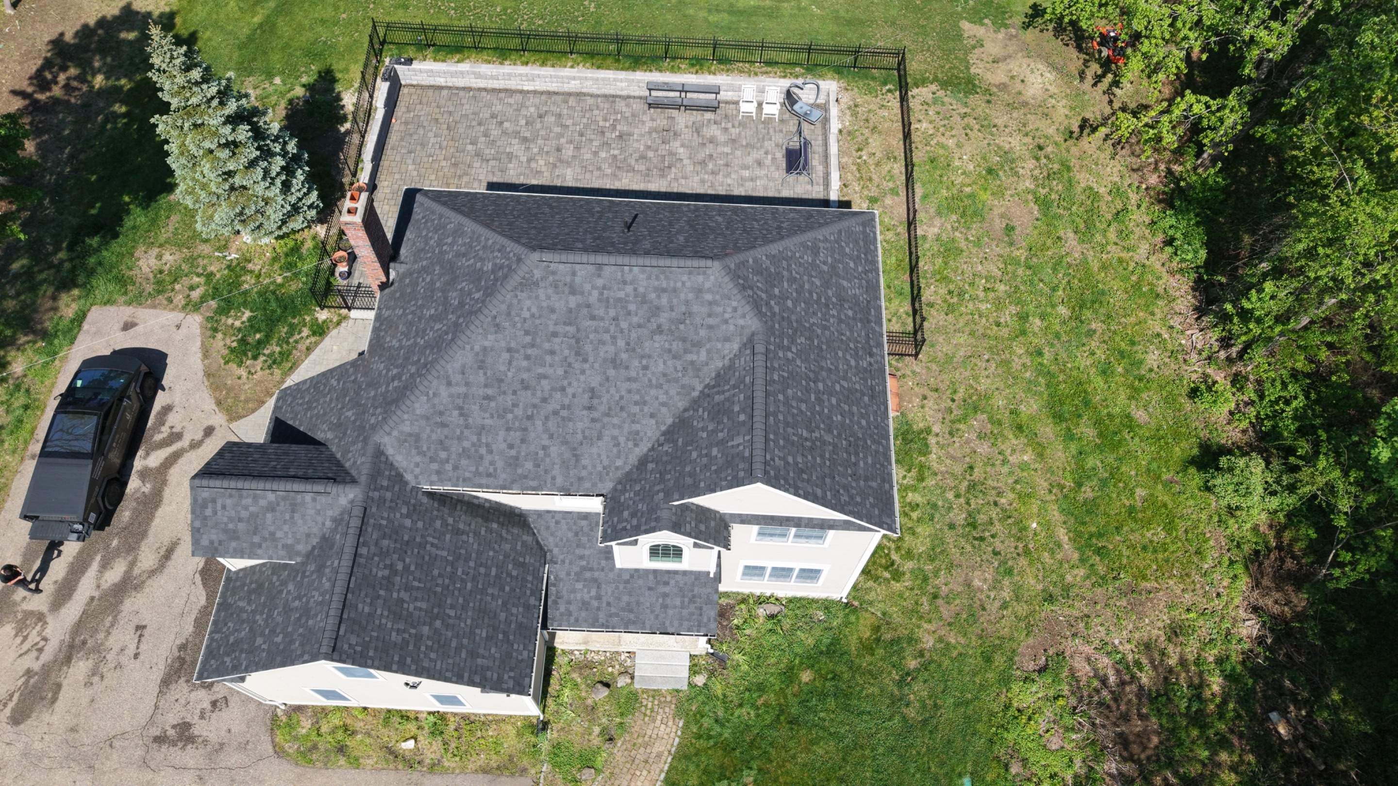  Full Strip & Re-Roof in Leicester, MA – Owens Corning Duration, Onyx Black with Chimney Flashing Replacement by JOHNNYS PRO