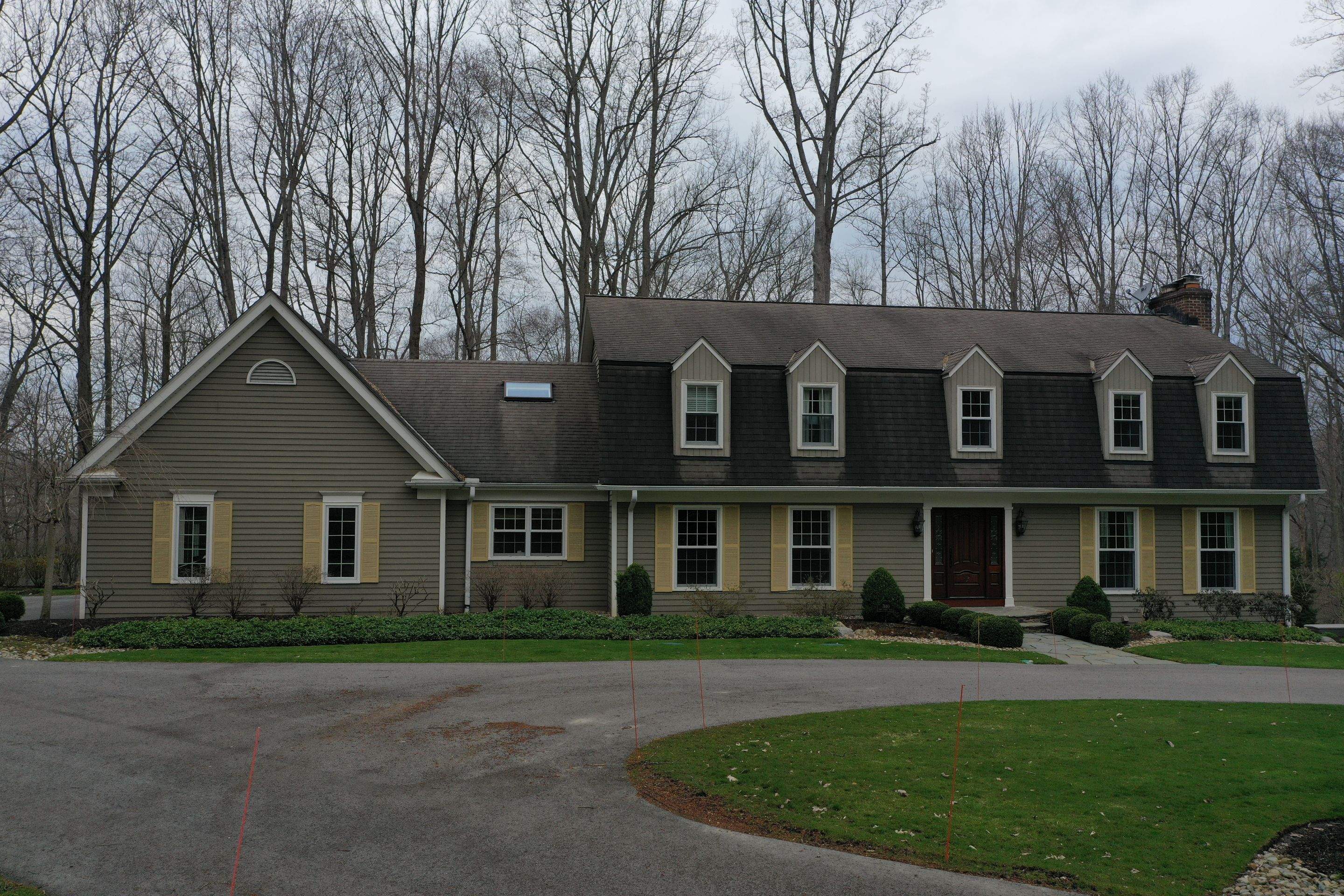 Residential Roofing Installation using Owens Corning Duration, Driftwood by Absolute Roofing and Construction