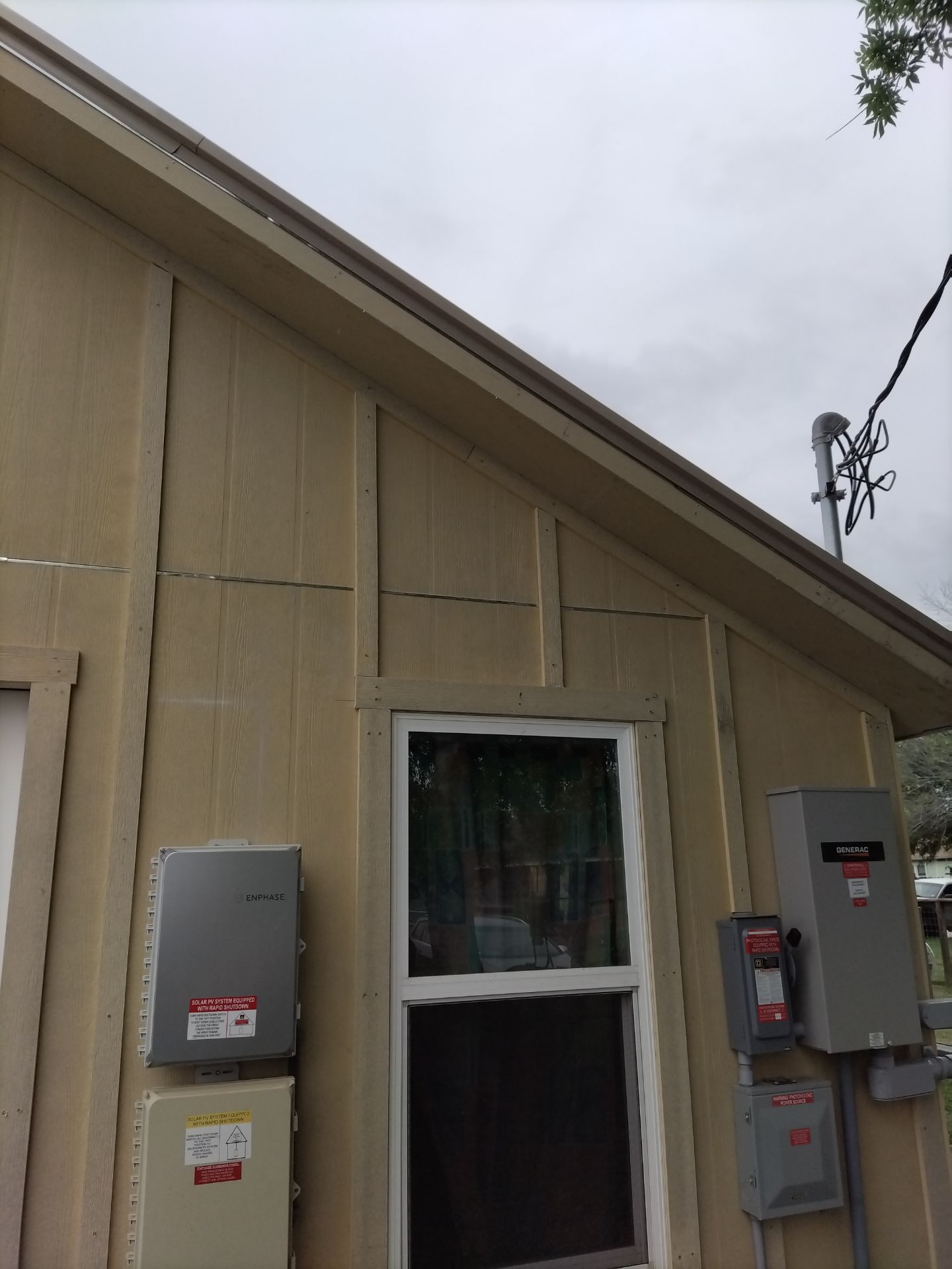 Vinyl to Hardie by Bayfront Roofing and Construction