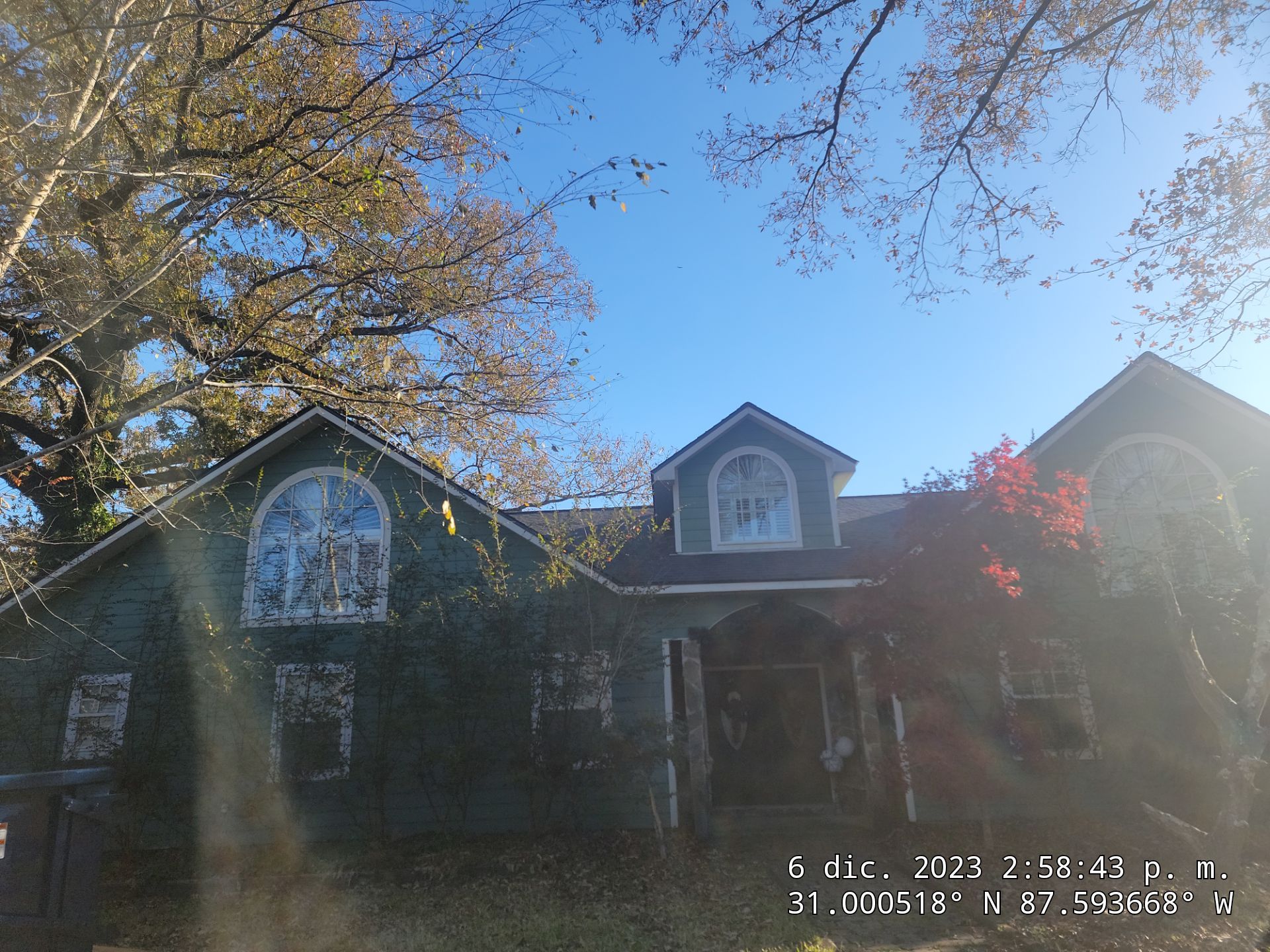 Jaye by IAM Roofing LLC