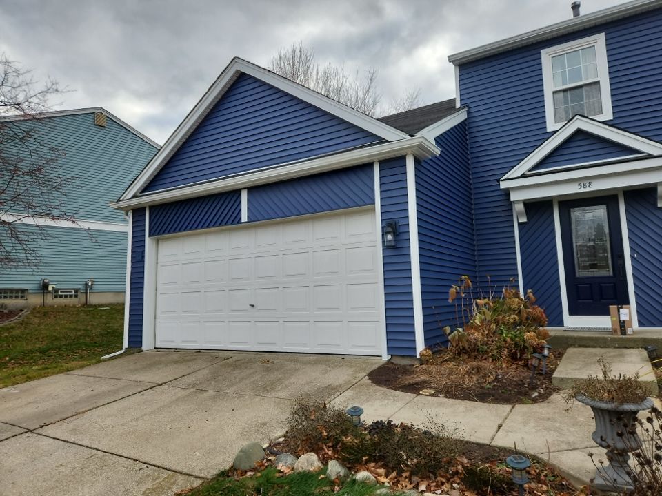 Siding Replacement using Certainteed Restoration Classic D4 Midnight Blue by 180 Contractors