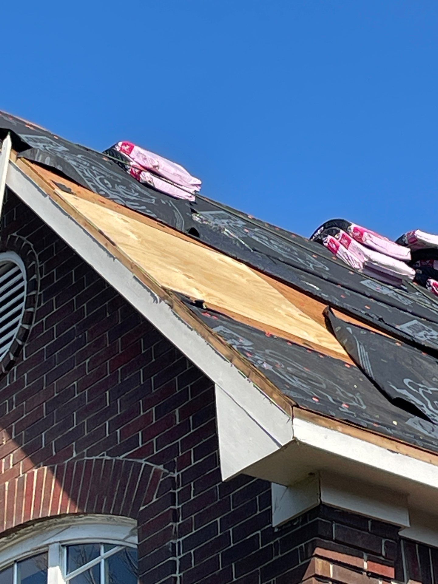 Residential Roofing Installation using Owen's Corning Duration (Lifetime) Shingles by Roof Repair Company