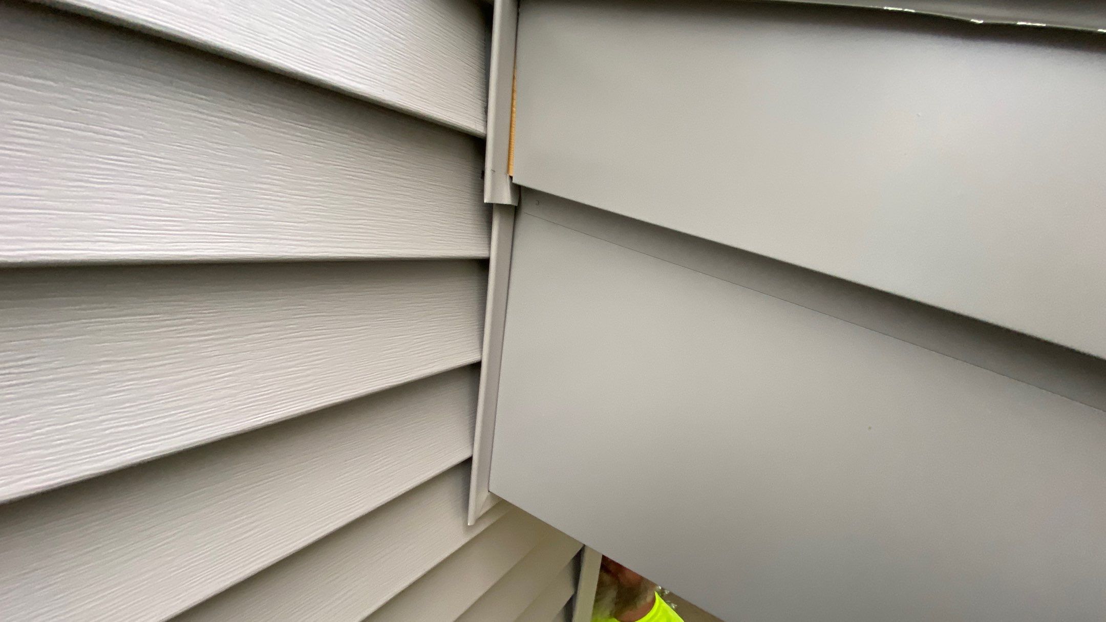 Siding Replacement using CertainTeed Restoration Classis D4 by 180 Contractors