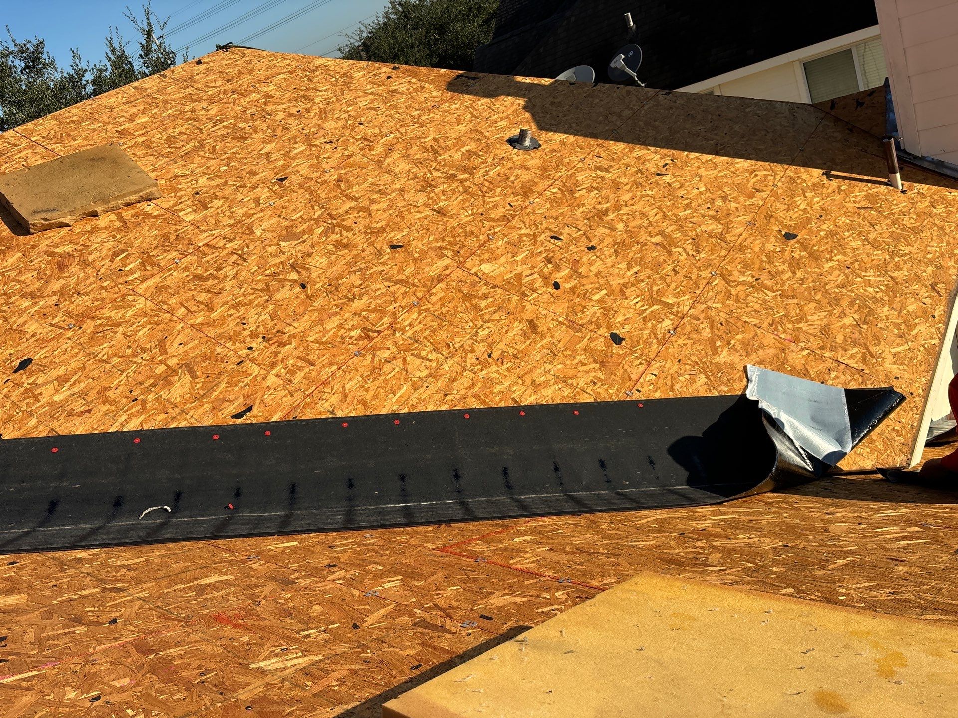 Residential Roofing Installation using Owen's Corning Duration (Lifetime) Shingles by Roof Repair Company