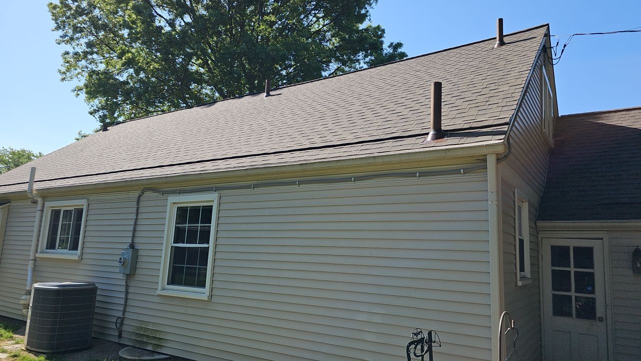 ATLAS PINNACLE COLOR: WEATHERED WOOD by Eagle Eye Roofing