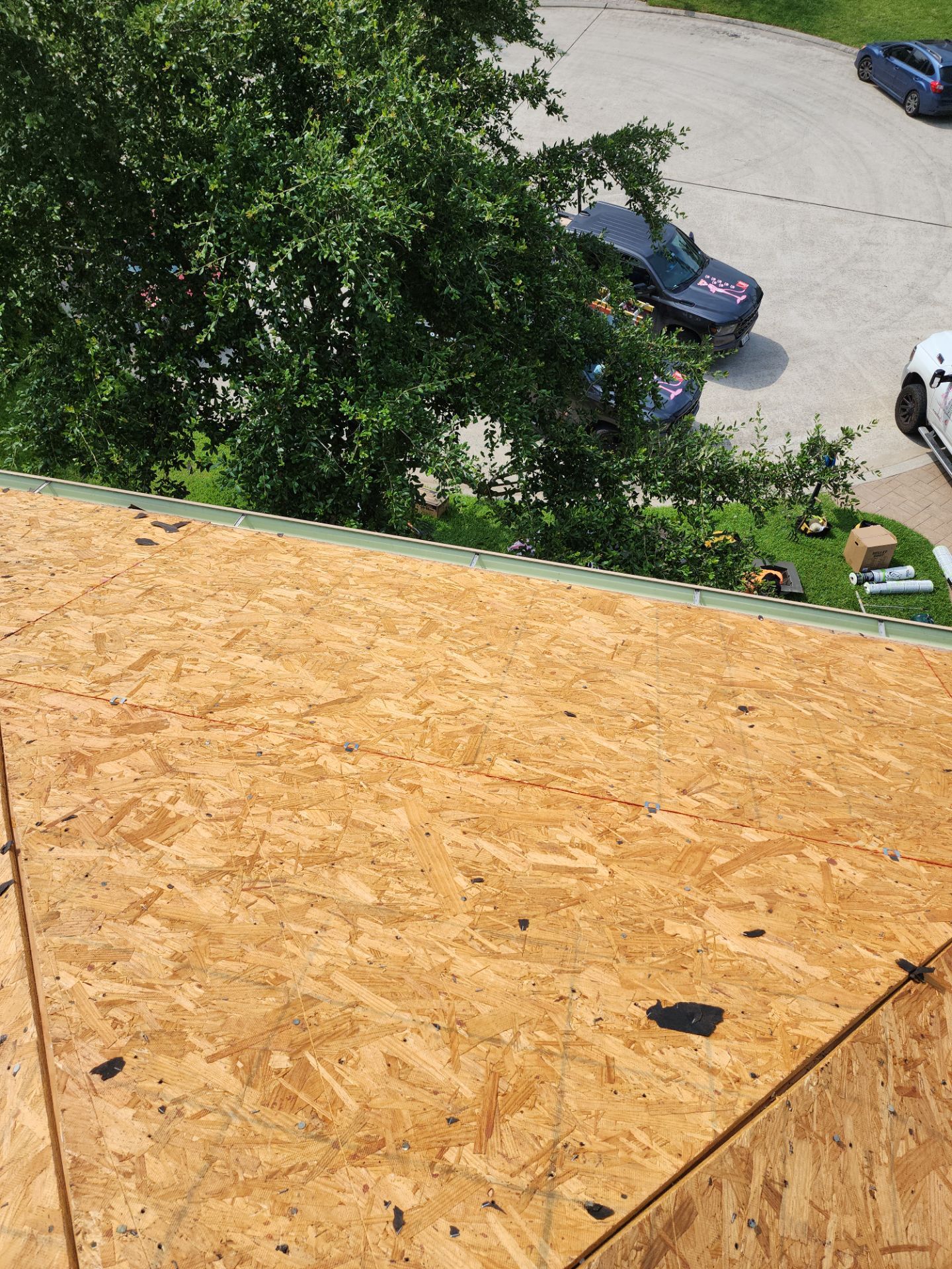 Residential Roofing Installation using Owen's Corning Duration (Lifetime) Shingles by Roof Repair Company