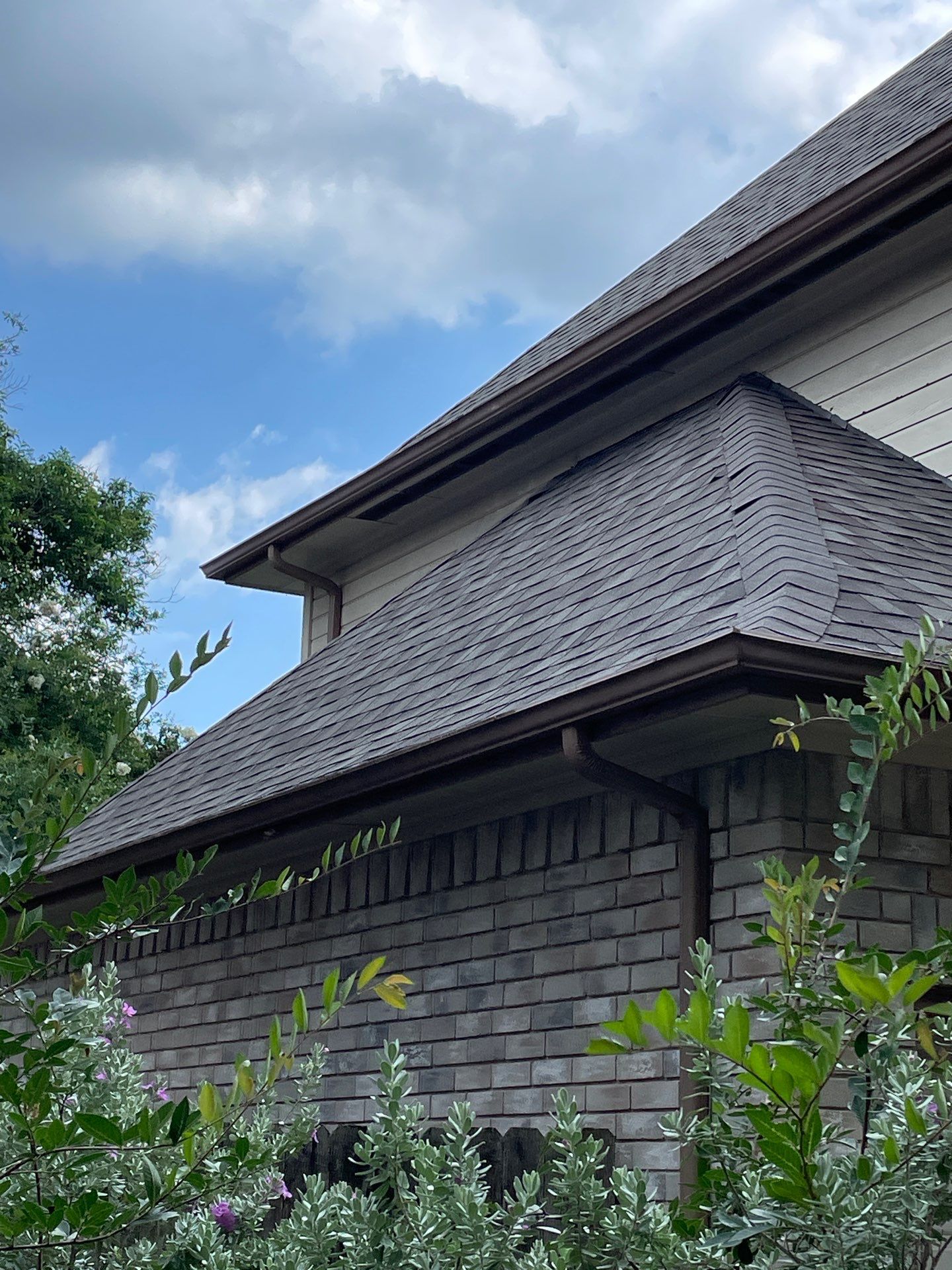 Residential Roofing Installation using Owen's Corning Duration (Lifetime) Shingles by Roof Repair Company