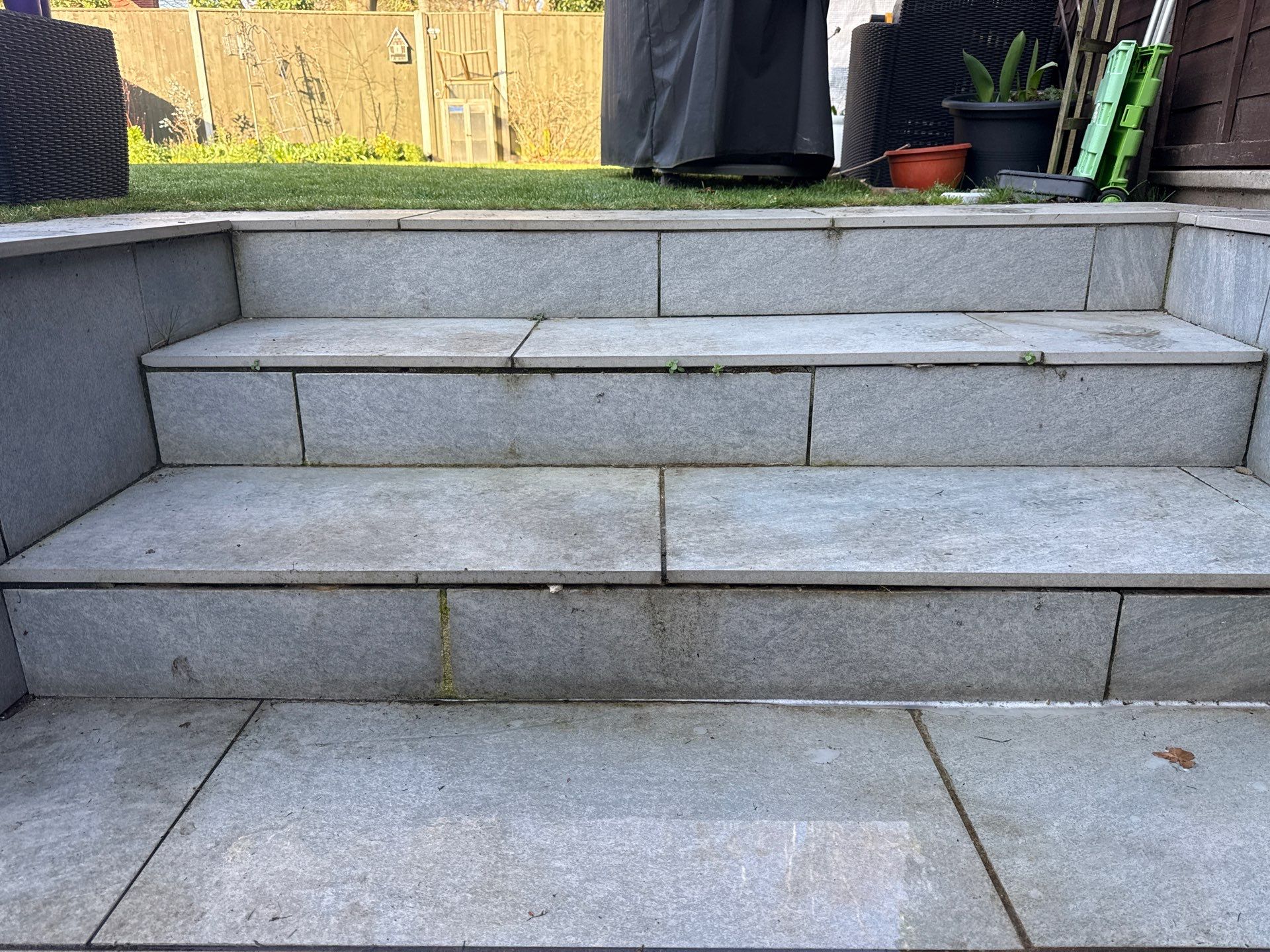 Render Cleaning -Driveway Cleaning by Ges Exterior Cleaning ltd