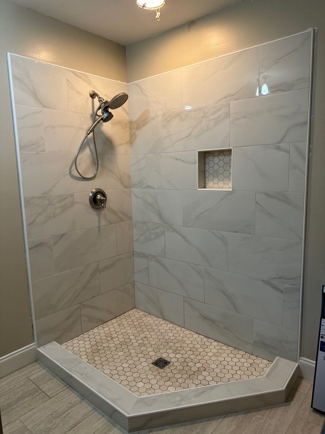 Russet Woods - Bathroom by Pillar and Pine