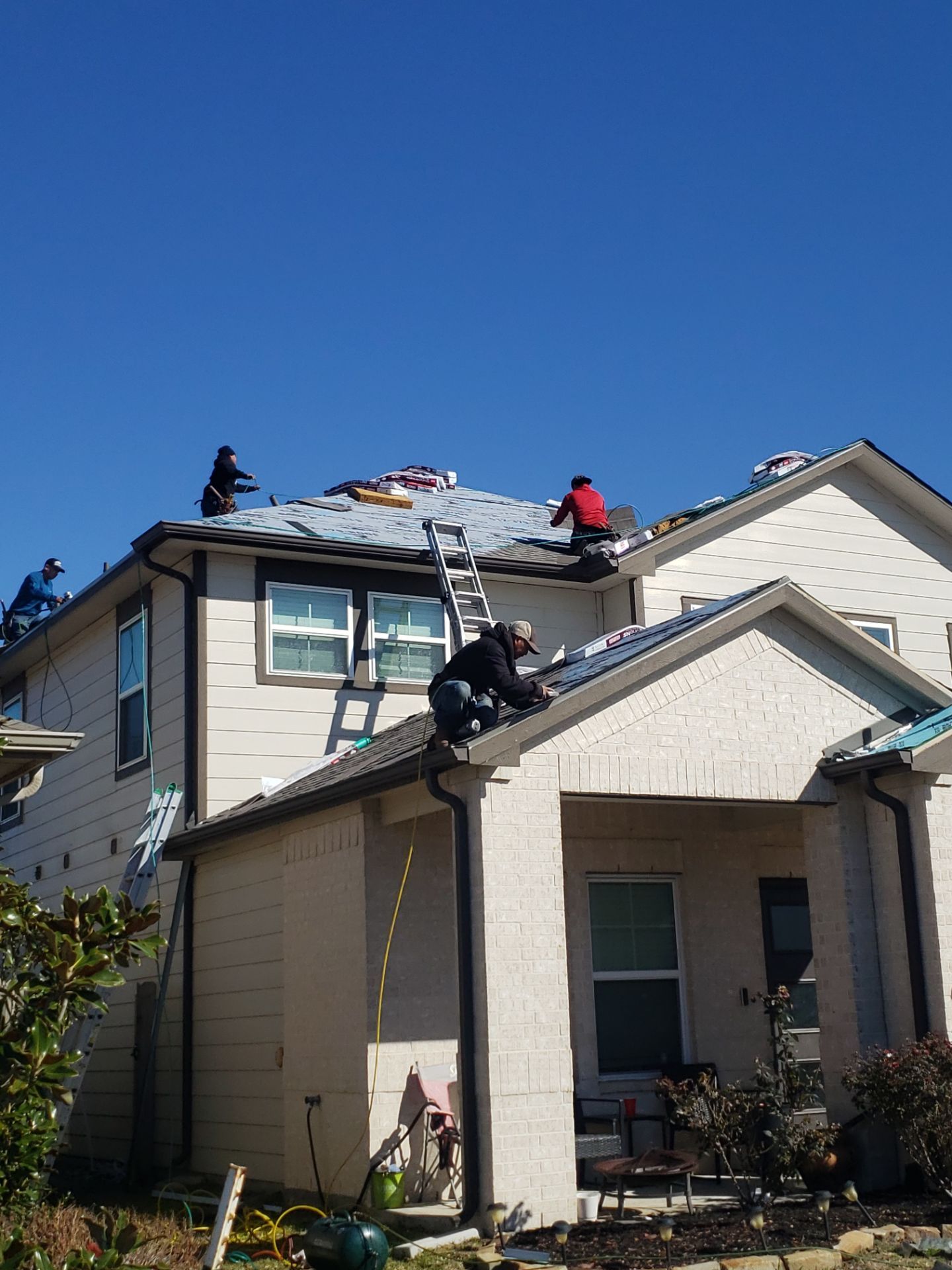 Residential Roof Replacement using GAF - NATURAL SHADOW - WEATHERED WOOD by Elite Roofing LLC