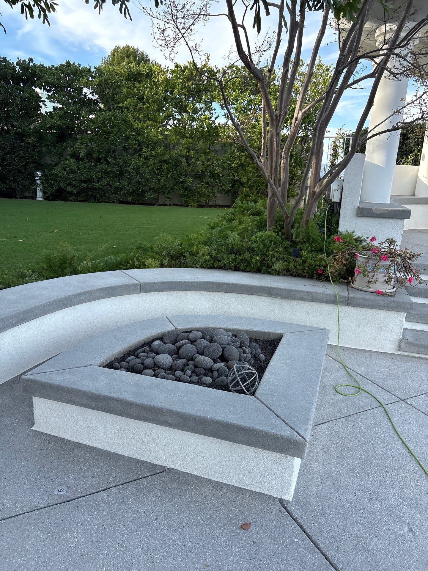 Concrete Cleaning With Sandblasting & Sealing by La Power Washing Inc