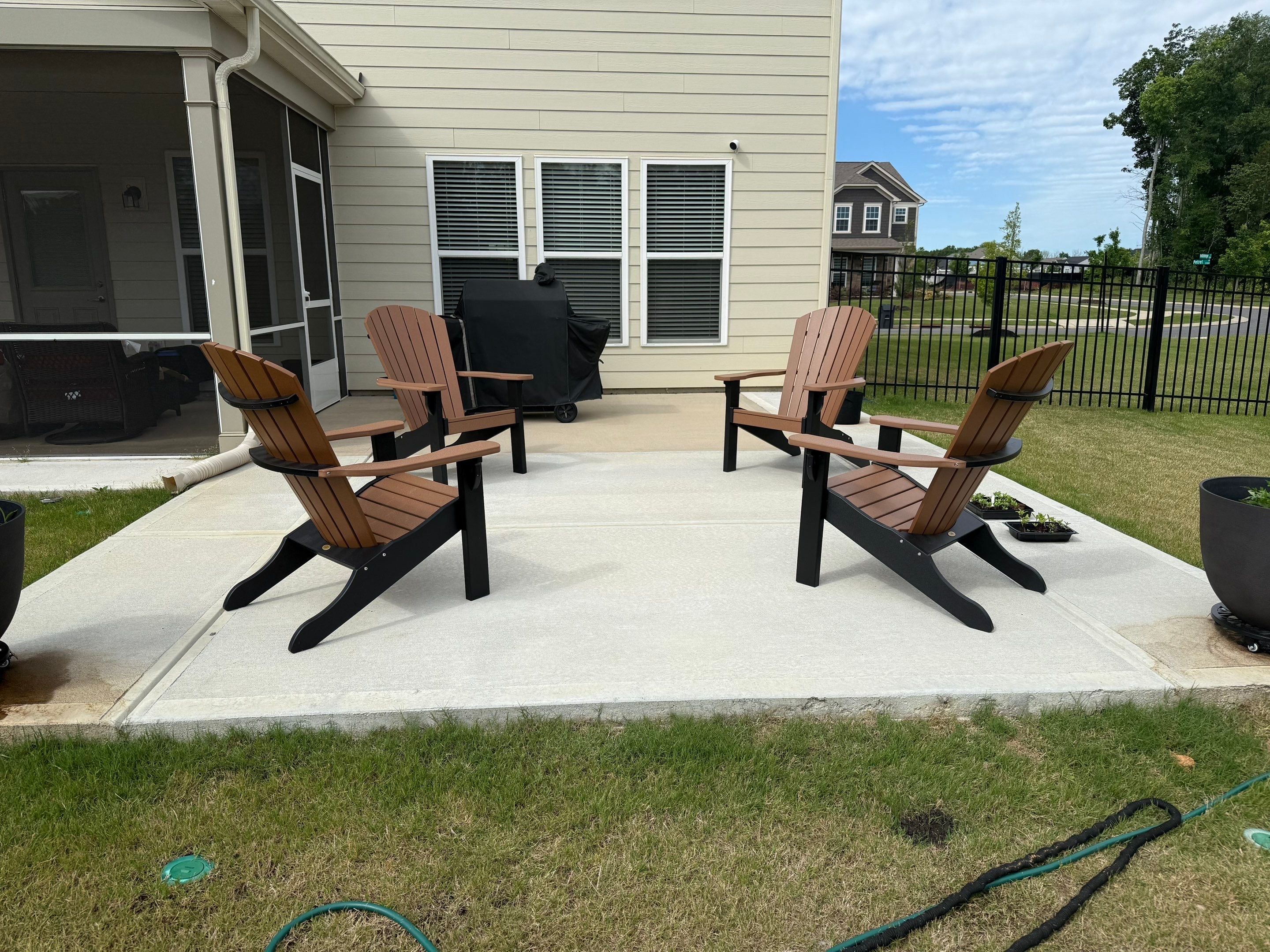Driveway using Concrete Sealant by DuraSeal