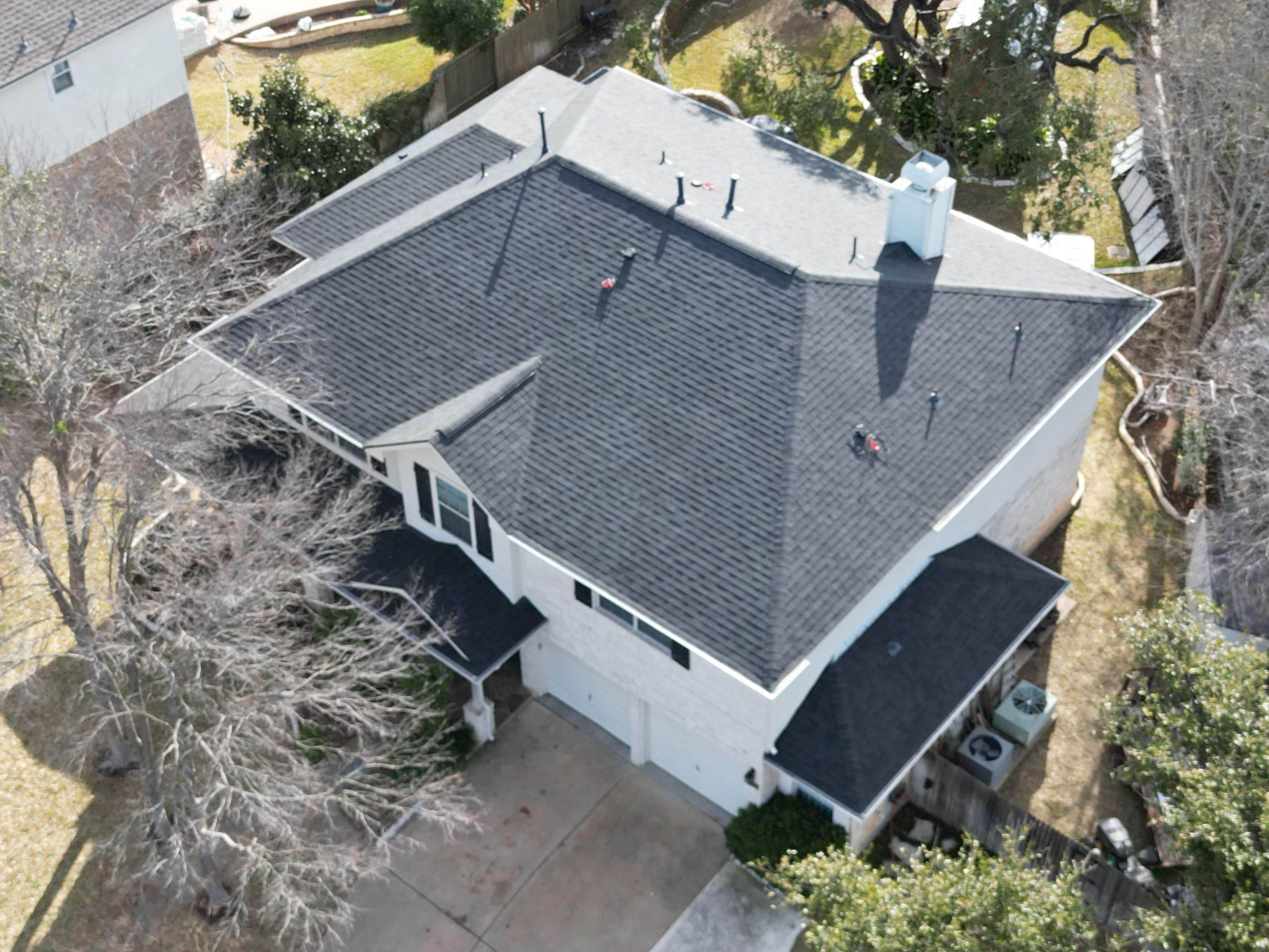 Brilliant Black - Malarkey Highlander by RoofsOnly.com