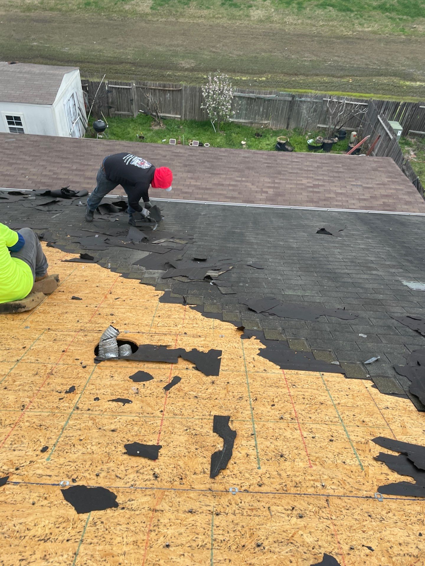 Residential Roofing Installation using Owen's Corning Duration (Lifetime) Shingles by Roof Repair Company