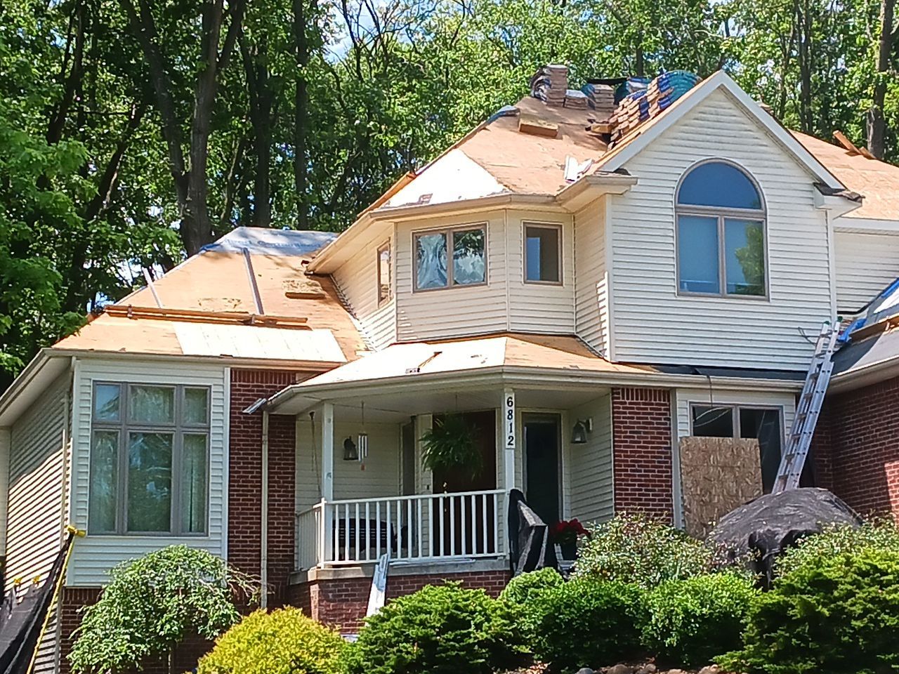 Roof Replacement using CertainTeed Landmark by 180 Contractors