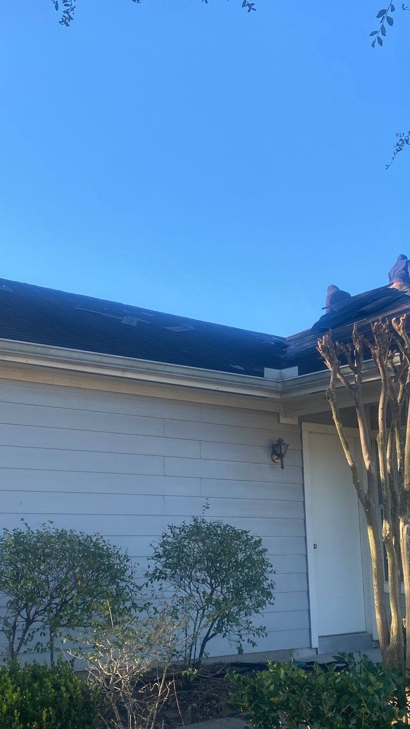 Hail Damage using Owen's Corning Duration (Lifetime) Shingles by Roof Repair Company