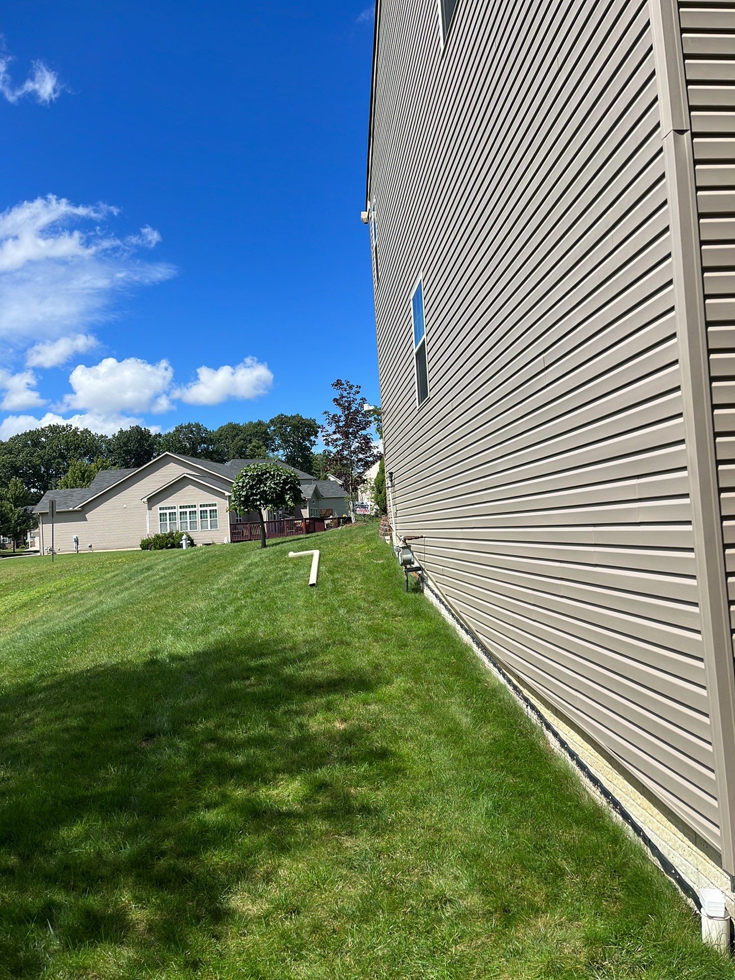 Residential Roof Replacement using CertainTeed Grand Manor by Absolute Roofing and Construction