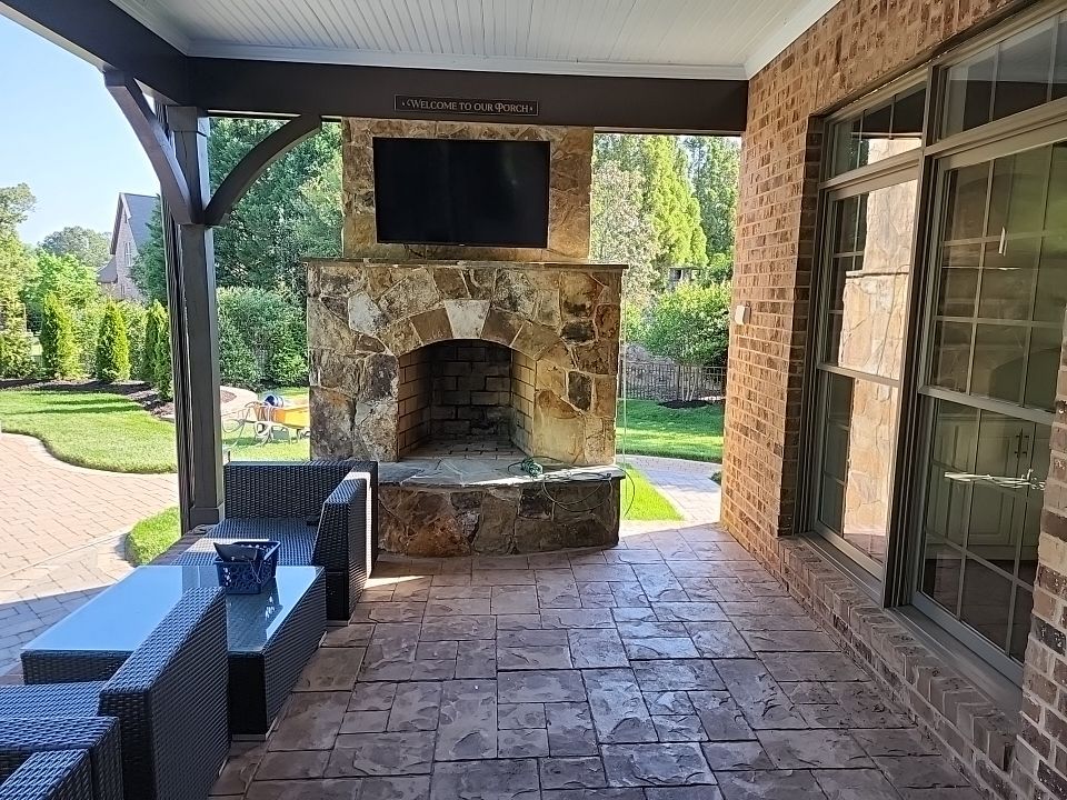 House Wash using cleaner by Power Wash Masters LLC
