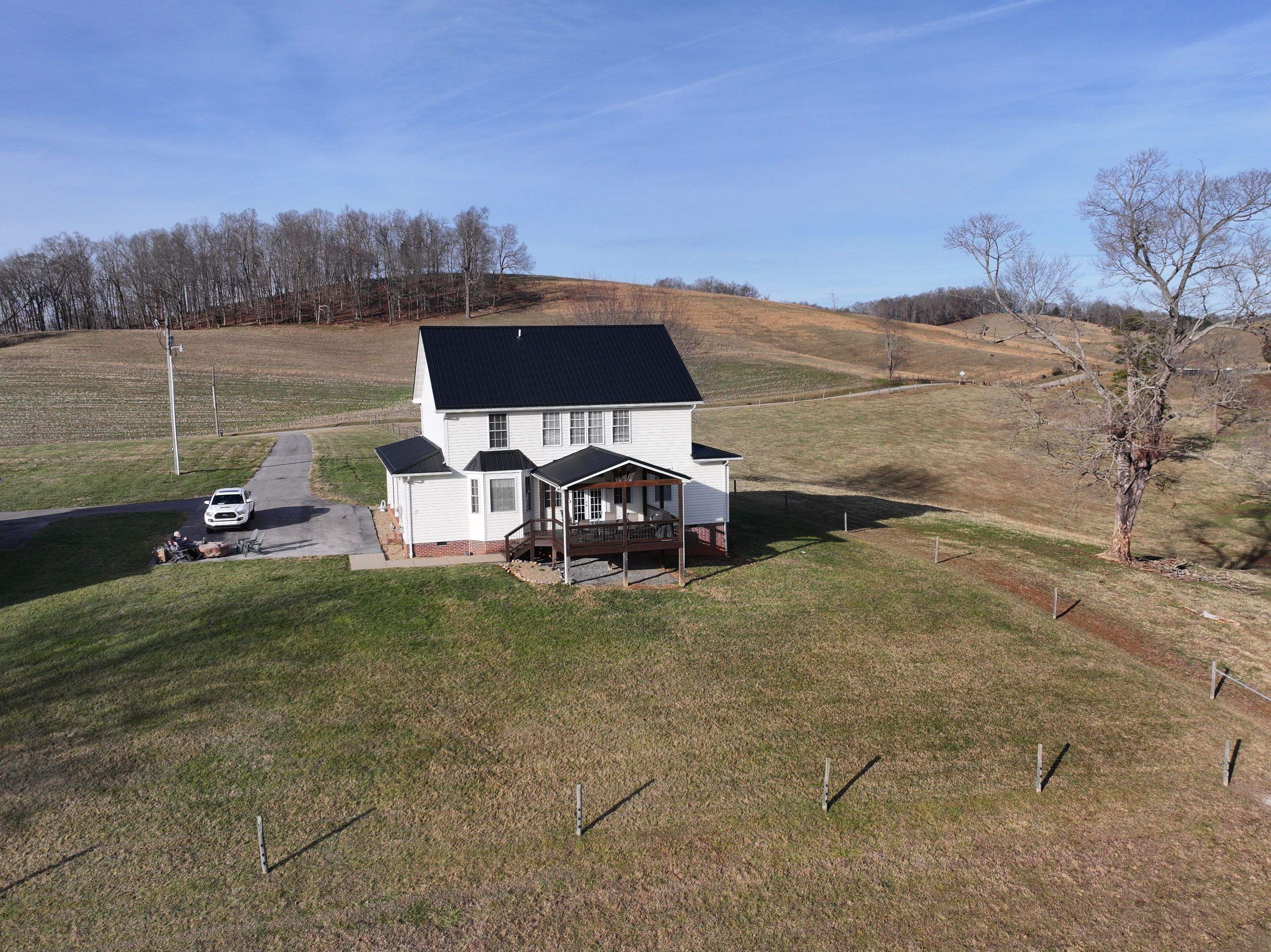 Cogan Residence by Omnia Roofing