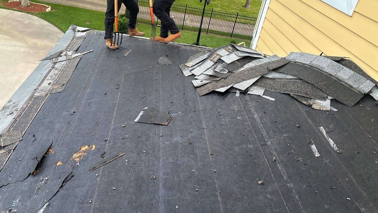 Residential Roofing Installation using Owen's Corning Duration (Lifetime) Shingles by Roof Repair Company