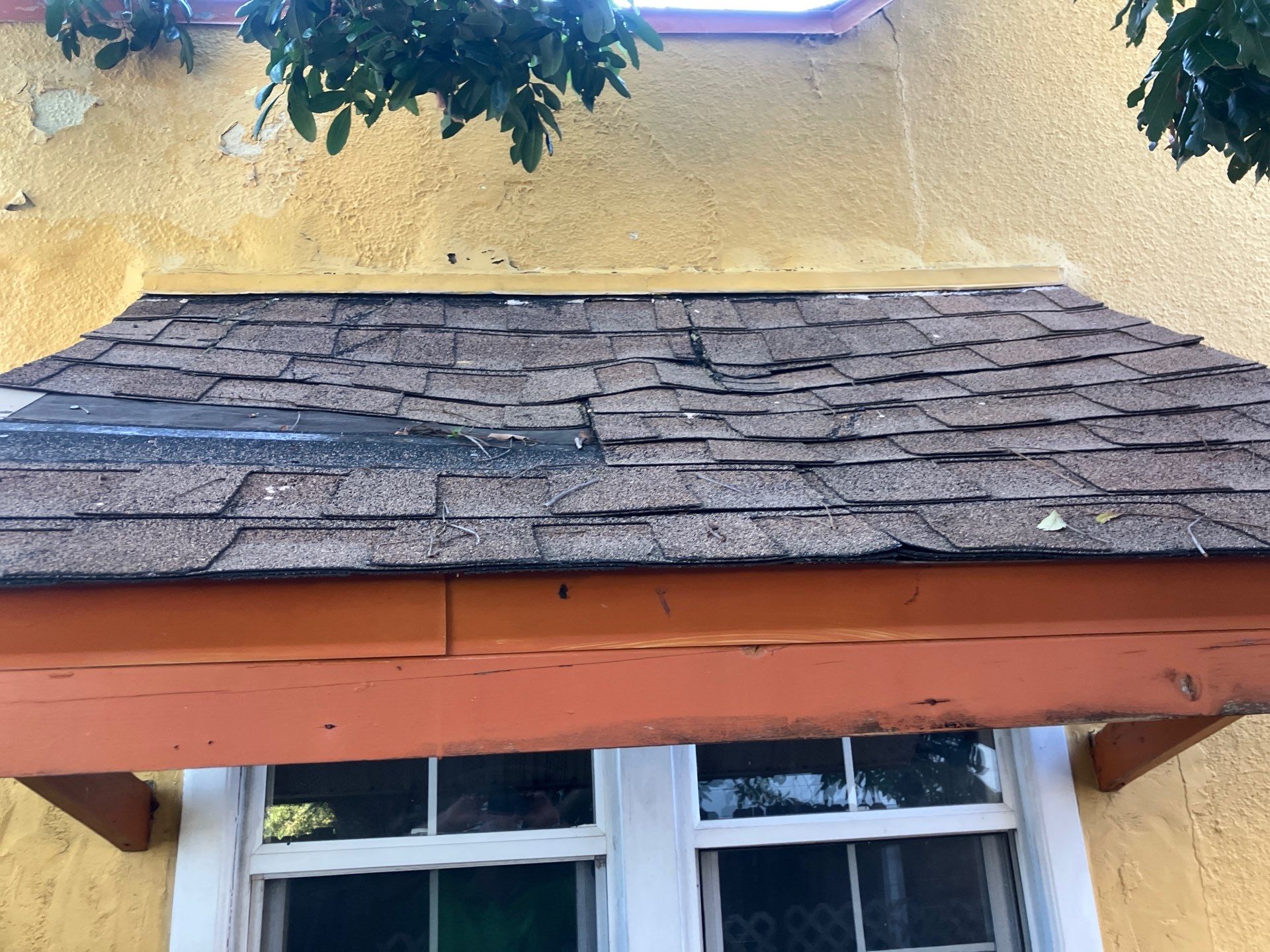 Project in Gulfport 33707 by Mitchell Roofing Company LLC 