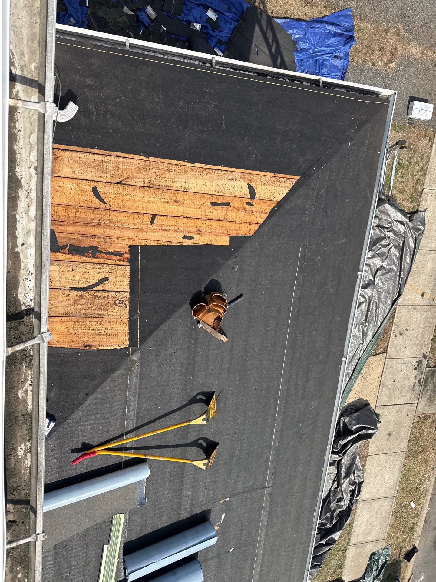 Onyx Black Shingles by Reimagine Roofing