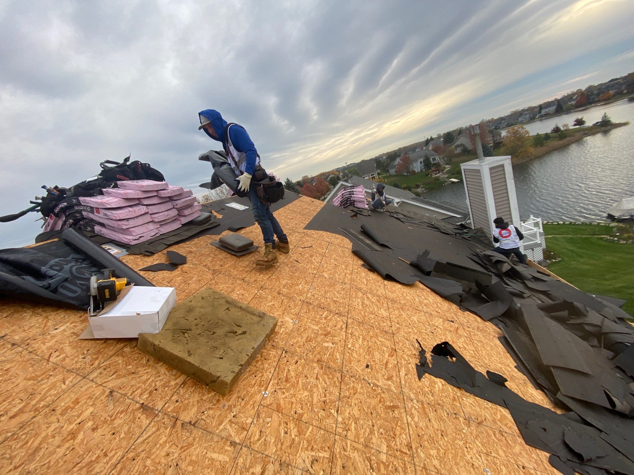 Roof Replacement using Owens Corning Duration Shingle by 180 Contractors