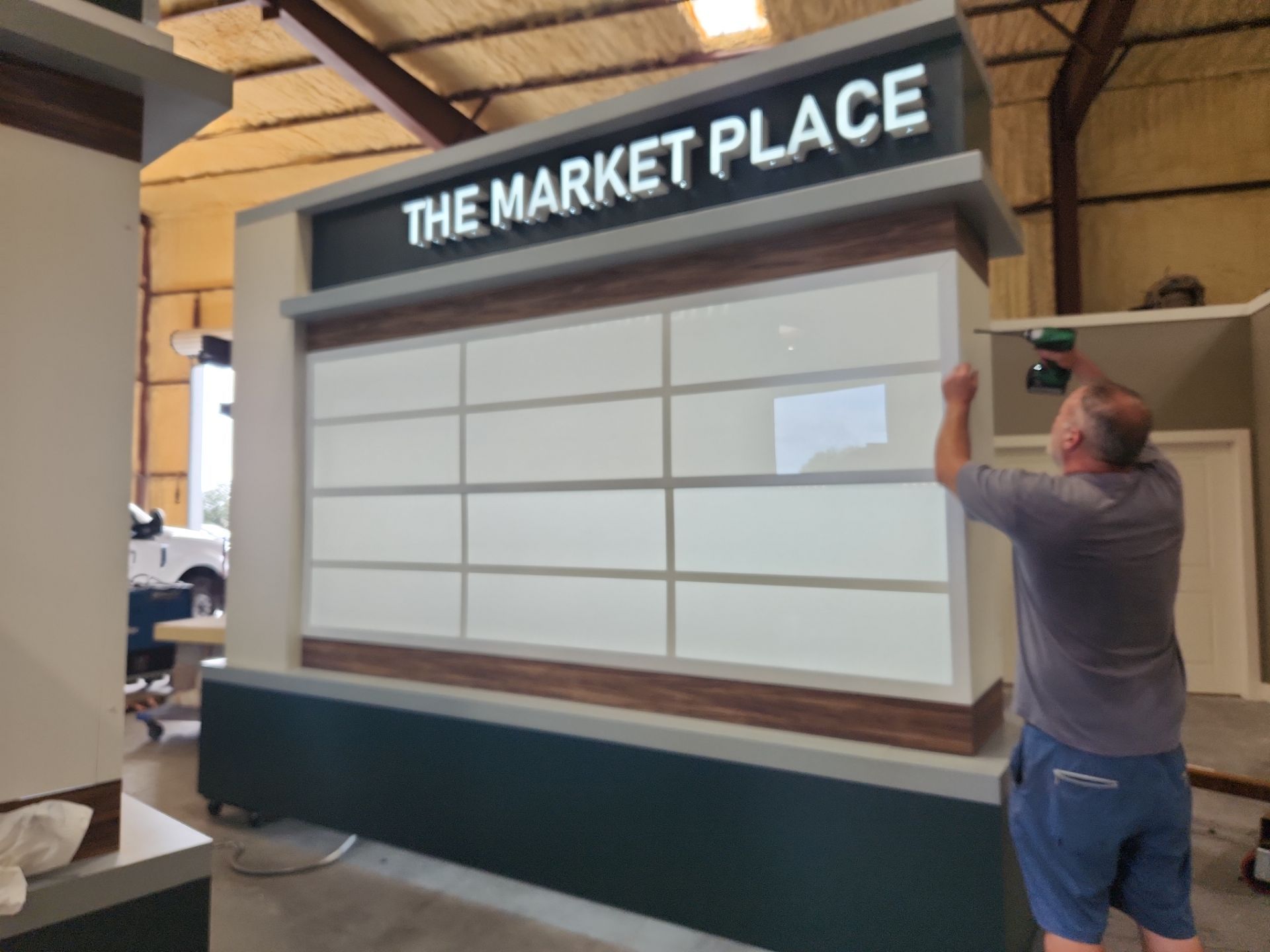 The Marketplace by SignCrafters