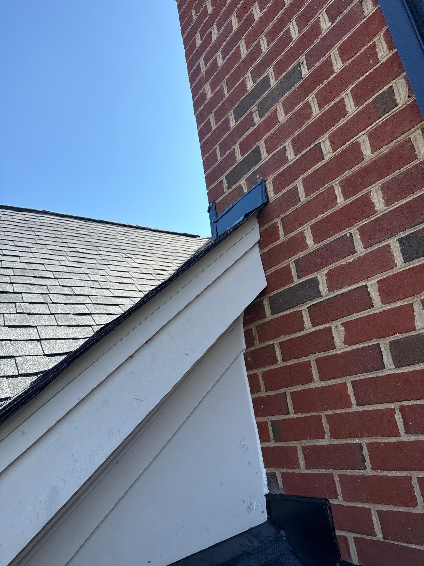 Springfield: Residential Roof Replacement with CertainTeed Landmark Pro in Max Def Moire Black by RM Banning, Inc.