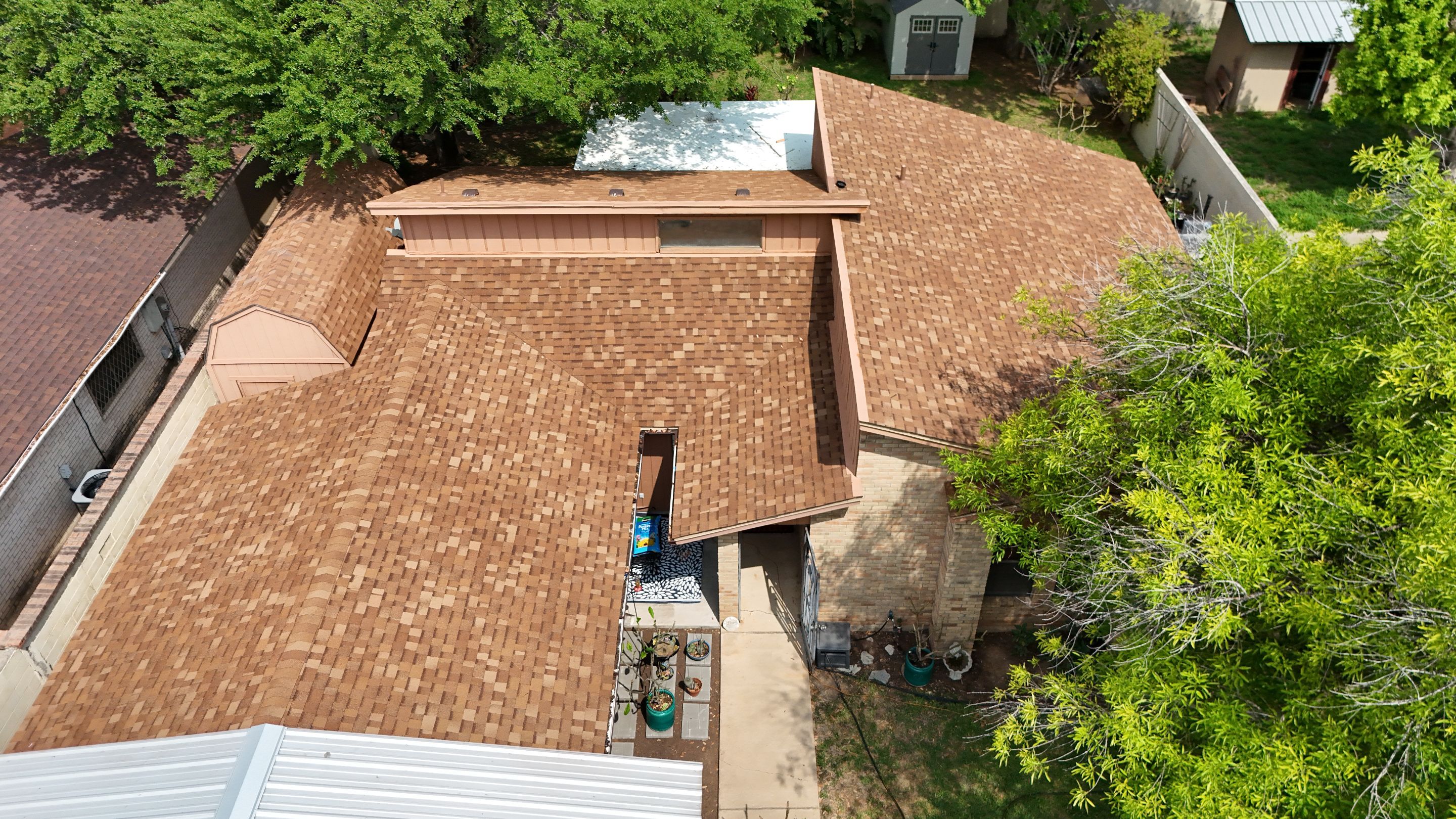 Residential Roofing Installation using Owens Corning - Oakridge by JM Flores Roofing & Construction, Inc