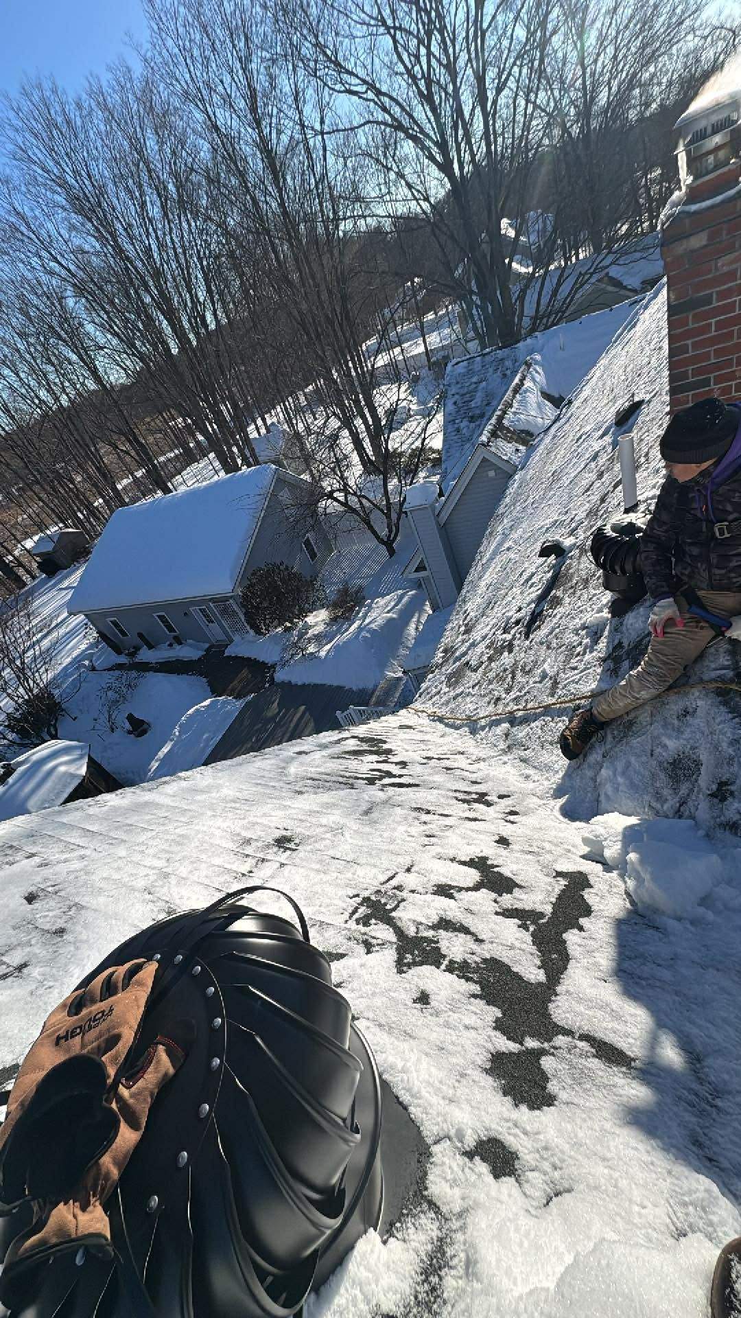 Ice Dam Removal & Snow Removal in Littleton, MA – Professional Winter Emergency Service by Mighty Dog Roofing of Greater Middlesex County