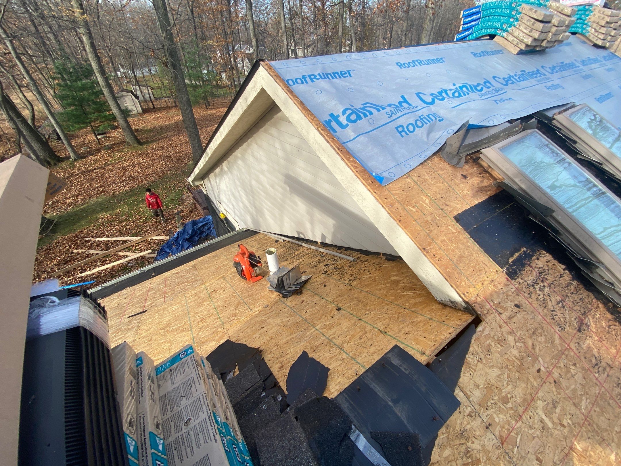 Roof Replacement using CertainTeed Landmark by 180 Contractors