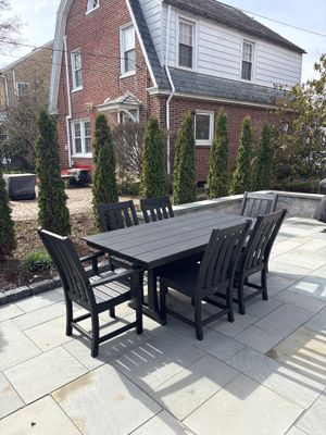 Vineyard Dining Set