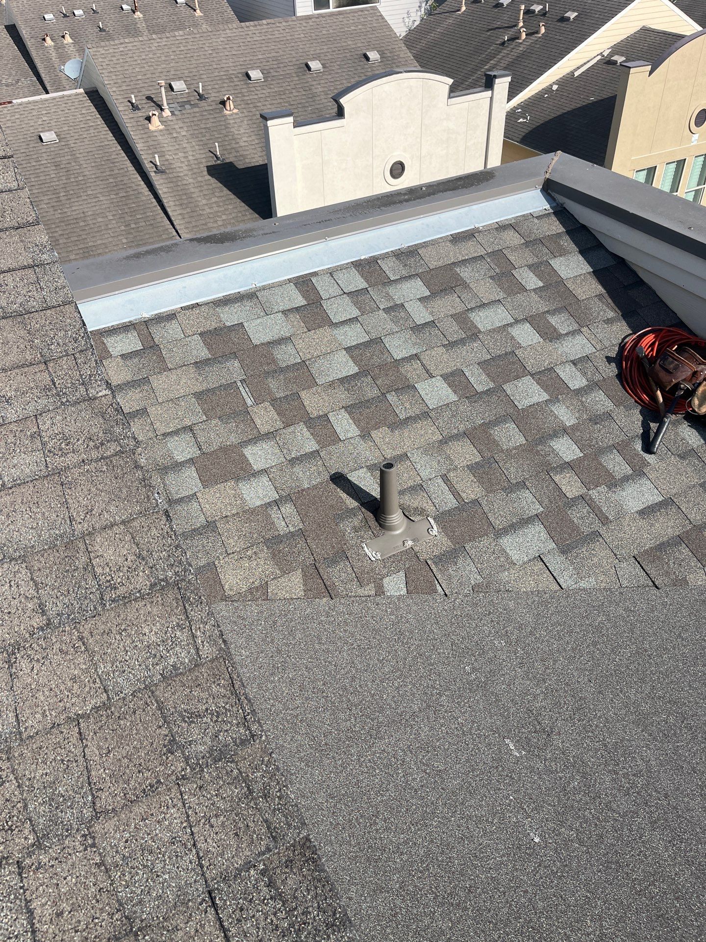 Residential Roofing Installation using Owen's Corning Duration (Lifetime) Shingles by Roof Repair Company