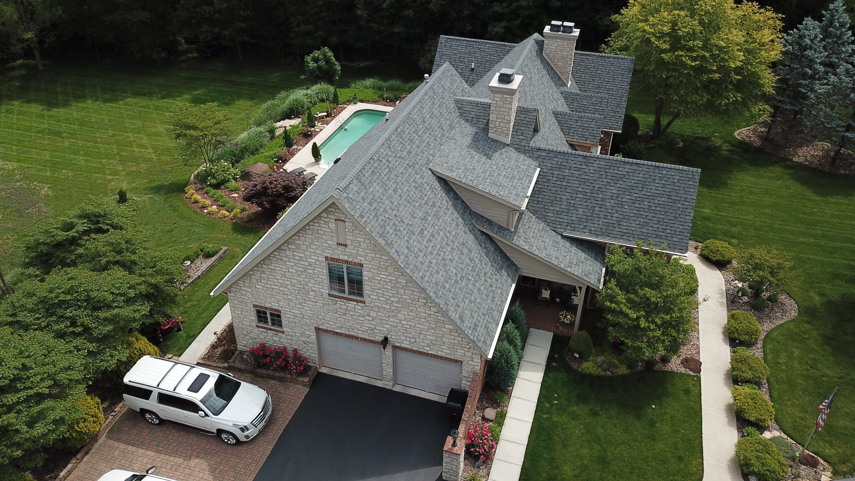 Residential Roofing Installation using Duration Series Shingles - Estate Gray by RoofX 