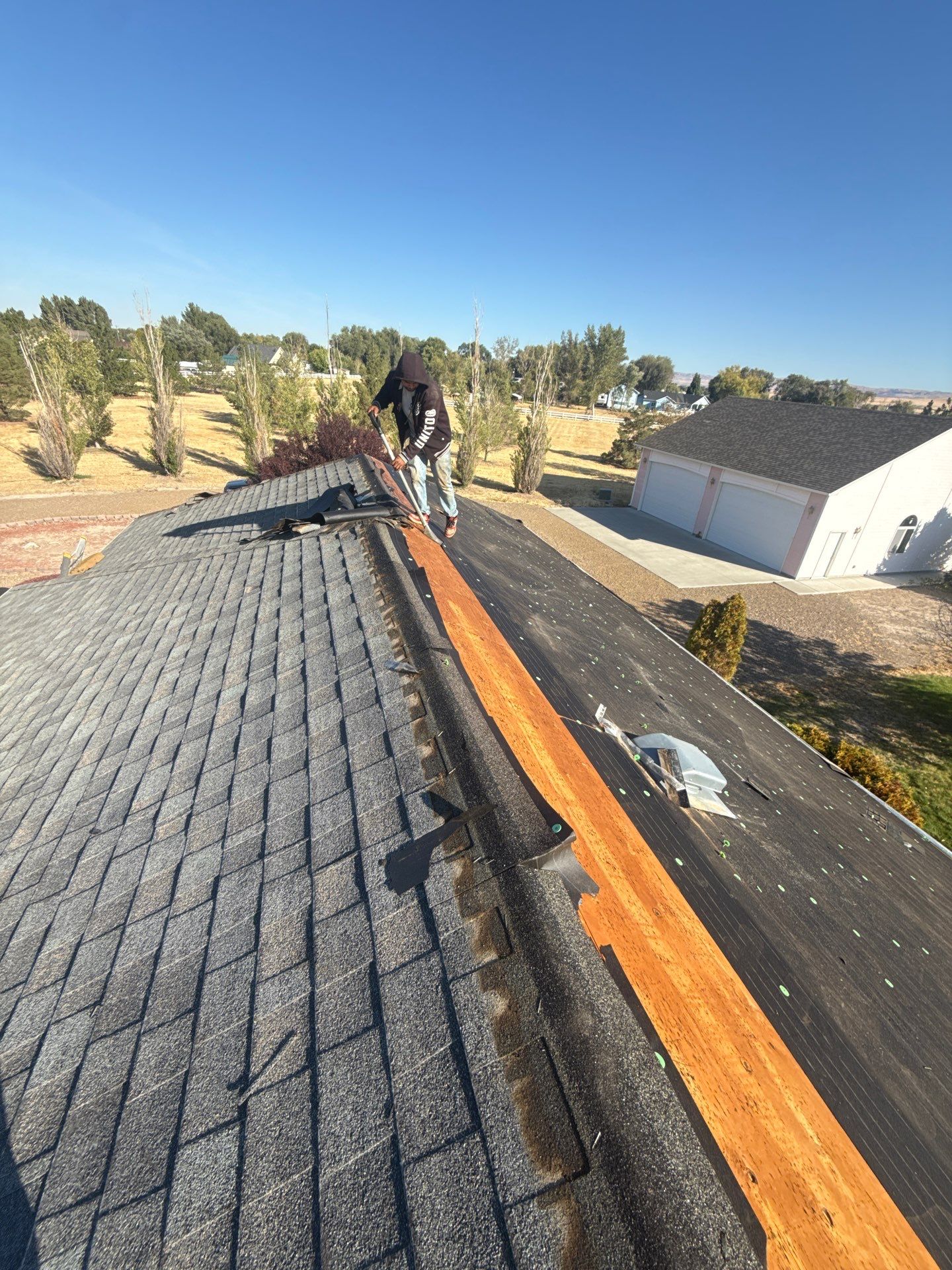 Full Residential Roof Replacement with Architectural Shingles in Mountain Home by Olive Roofing