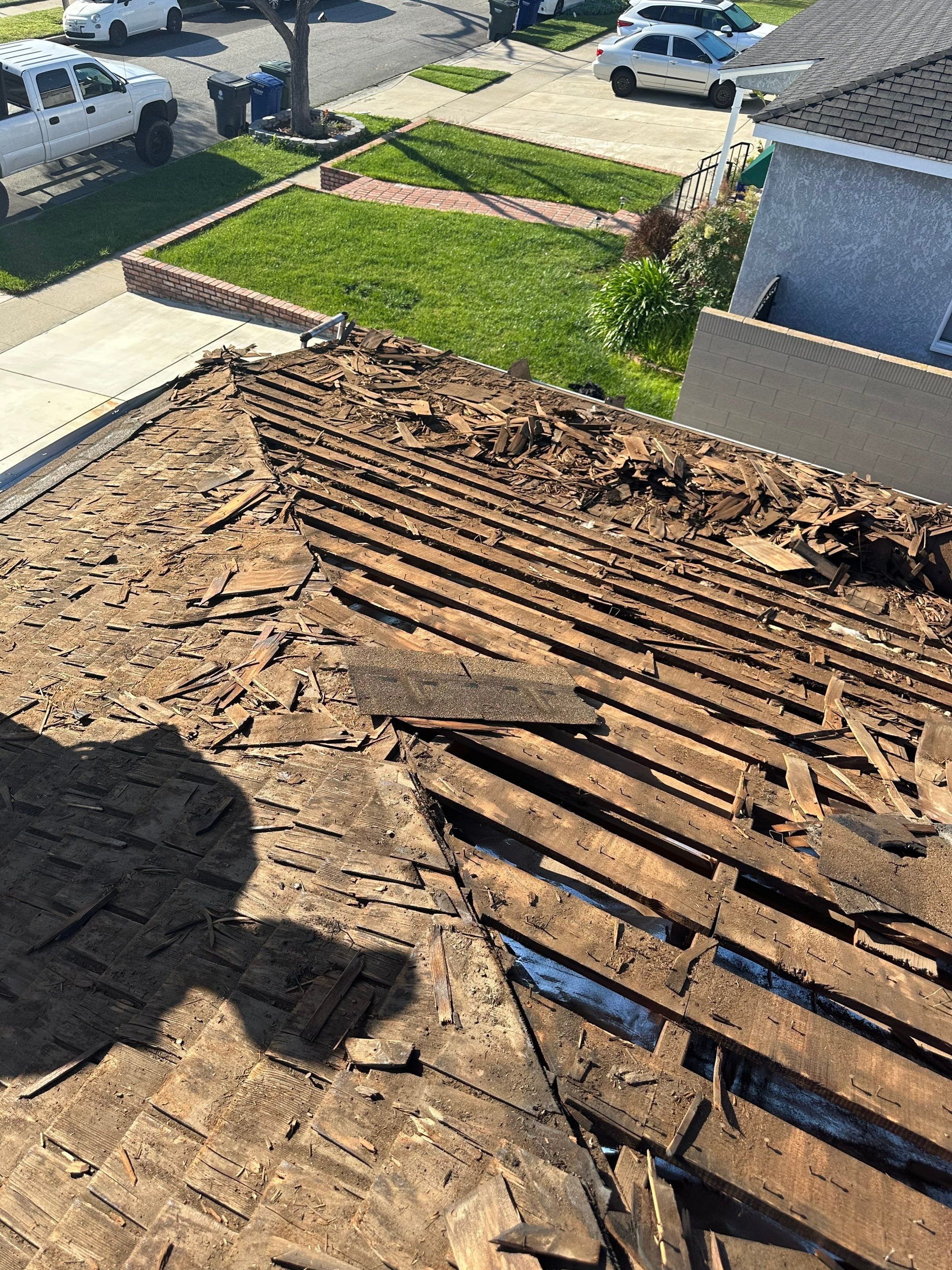 Roof Replacement - Lakewood, CA 90712 by Epic Roof Replacement