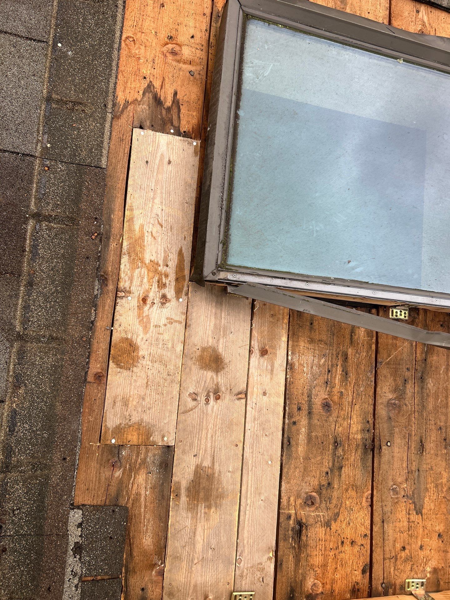 Skylight Replacement & Re-Flashing – Wilmington, MA by Mighty Dog Roofing of Greater Middlesex County