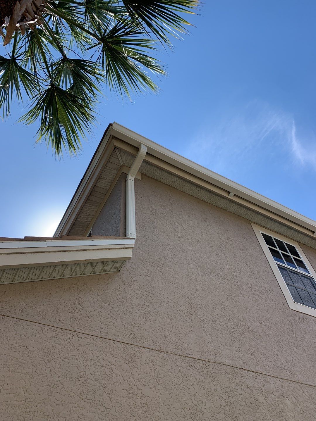6-Inch Seamless Gutters in Fort Myers FL by Gutter Professor by Gutter Professors