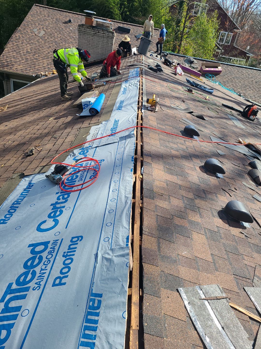Fairfax: Residential Roof Replacement with CertainTeed Landmark Pro in Max Def Burnt Sienna by RM Banning, Inc.